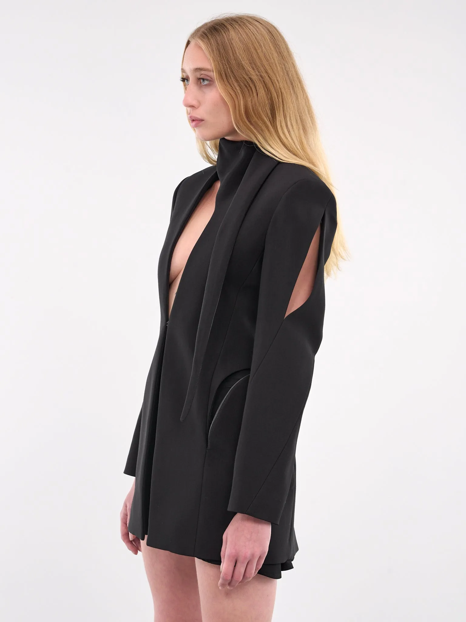 Cut-Out Tailored Blazer (24W1VE0439182-BLACK) sold by lorenzo product image thumbnail 2