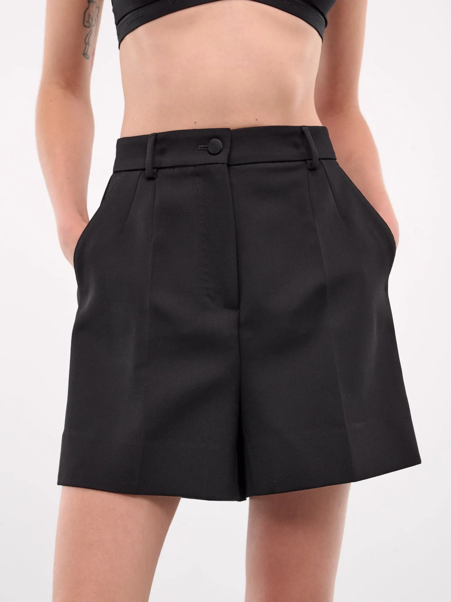 Gabardine Tuxedo Shorts (FTC78T-FU21E-N0000-BLACK) sold by lorenzo product image thumbnail 5