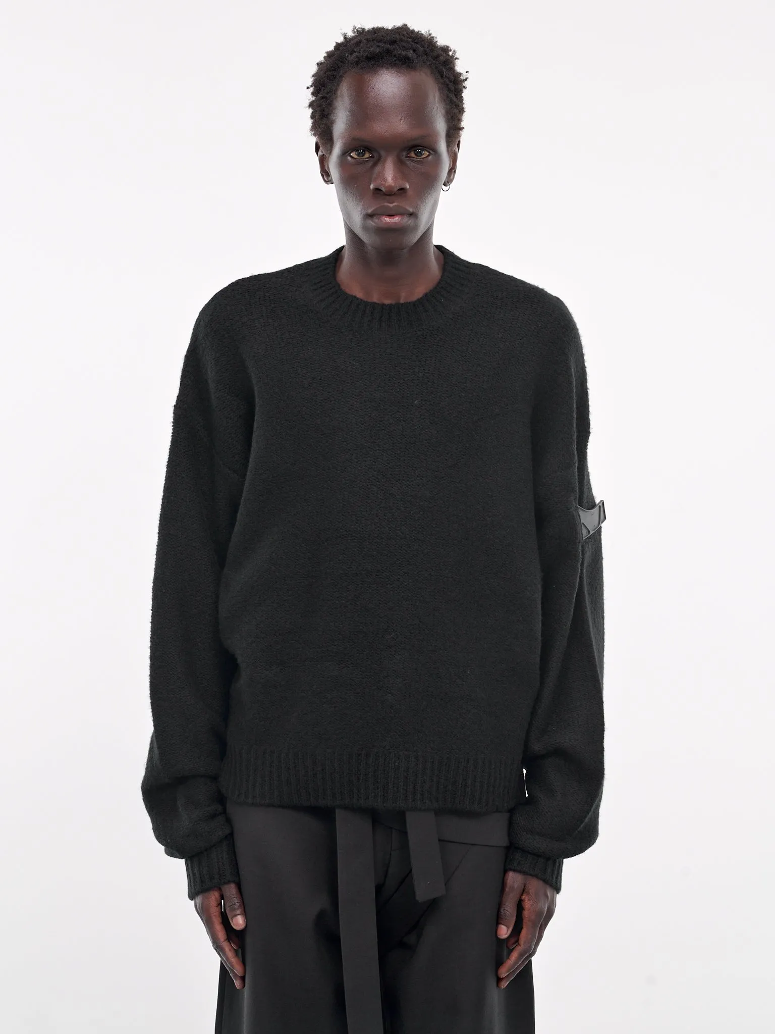 Inviola Cashmere Crewneck (M-07-067-BLK01-BLACK) sold by lorenzo