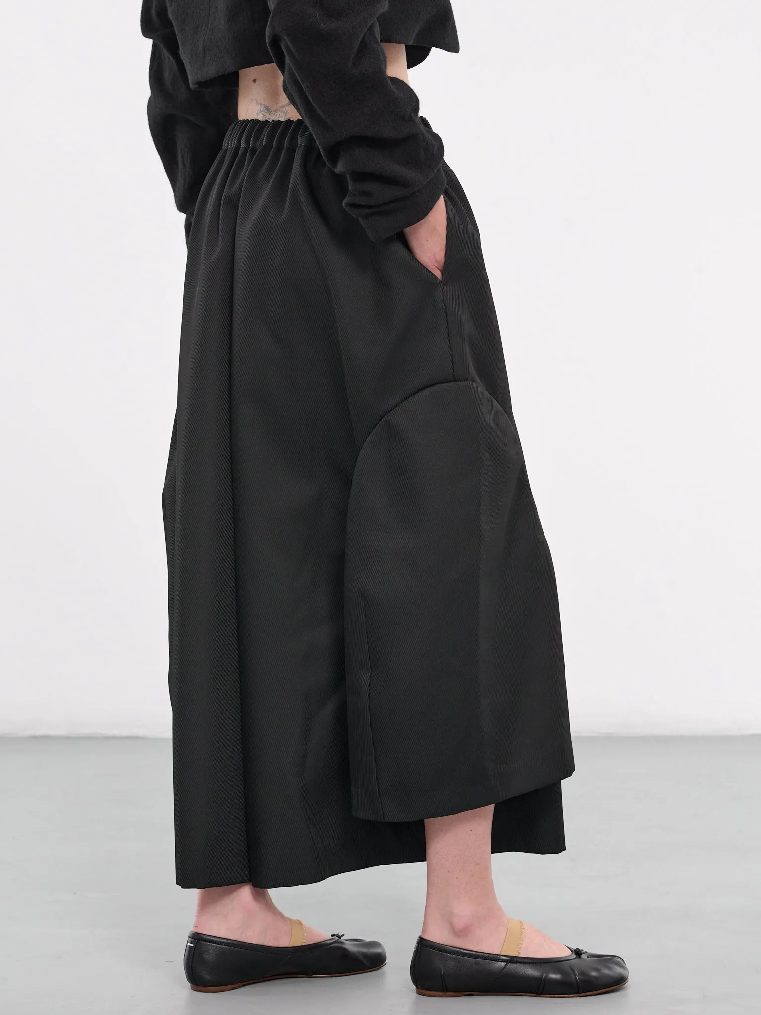 Draped Elastic Trousers (GN-P014-051-BLACK) sold by lorenzo product image thumbnail 5