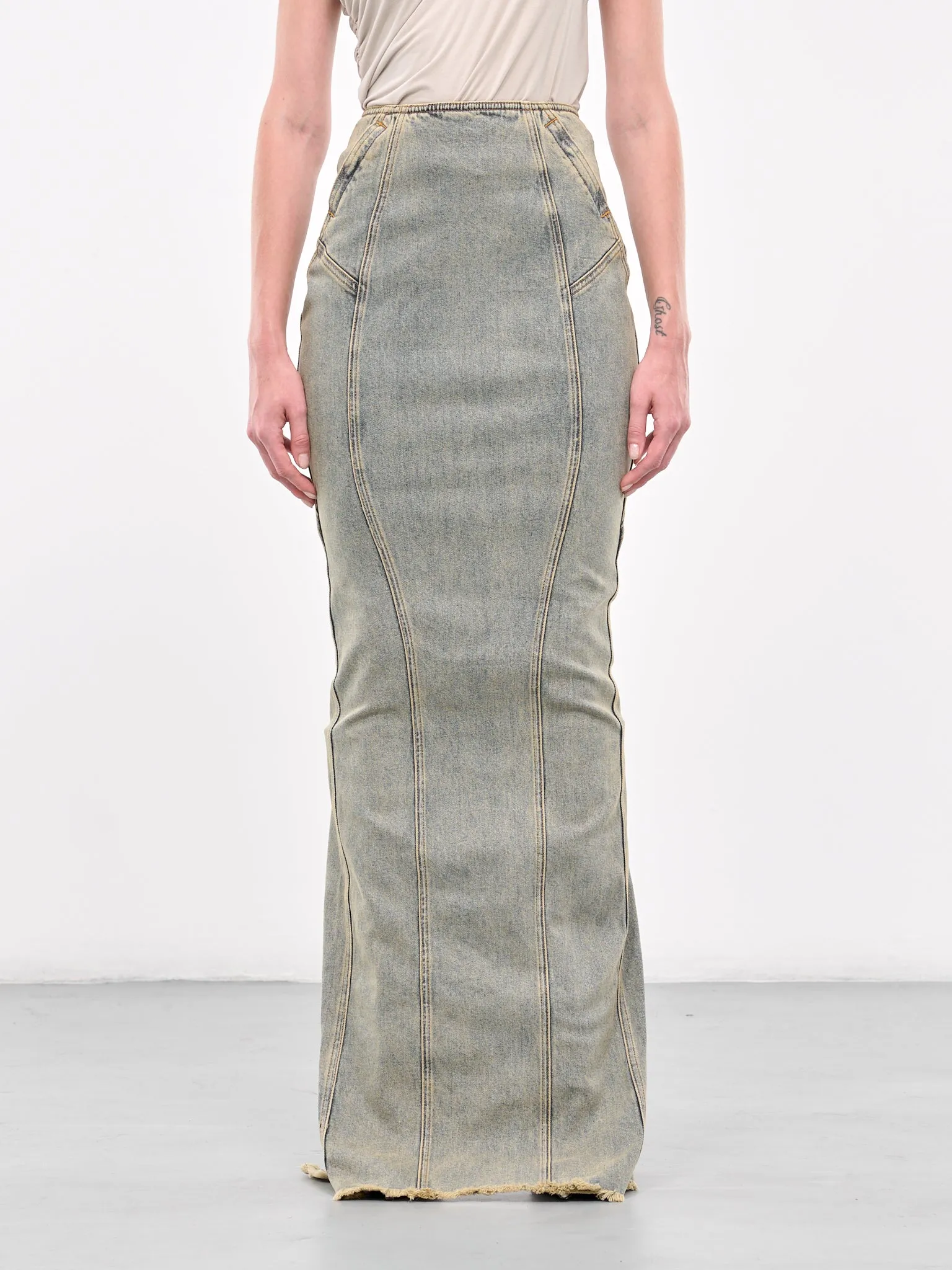 Channel Denim Skirt (ES2572SW-SURFACE-WAVE) sold by lorenzo