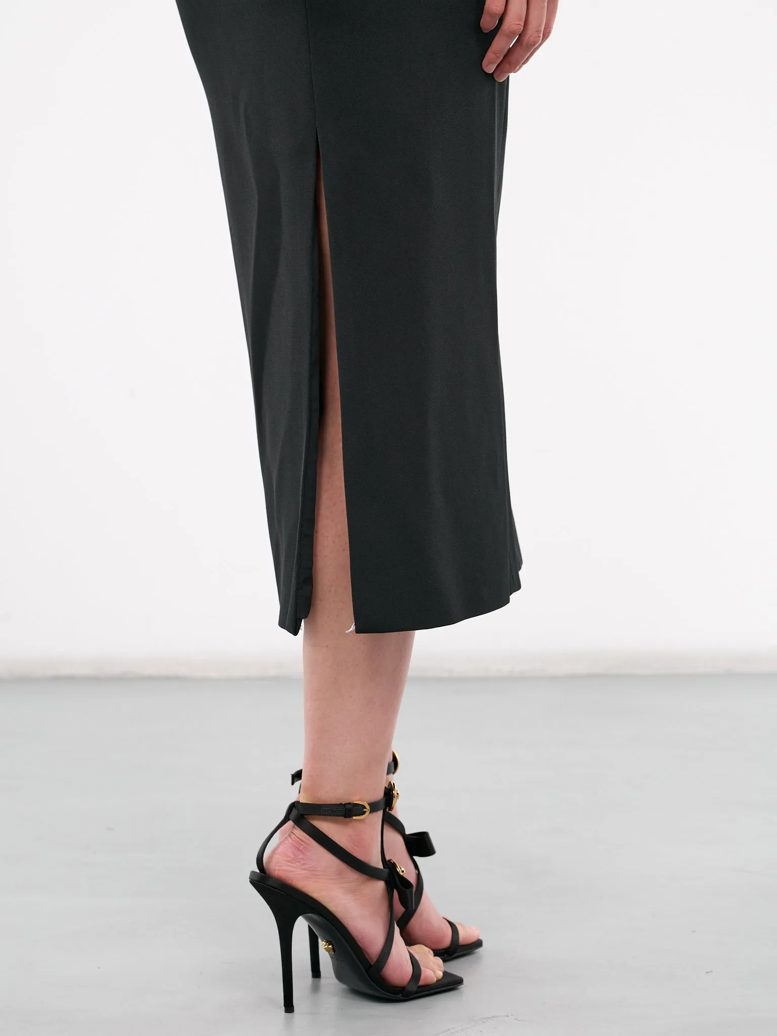 Medusa '95 Fluted Dress (1011662-1A00540-1B000-BLACK) sold by lorenzo product image thumbnail 4