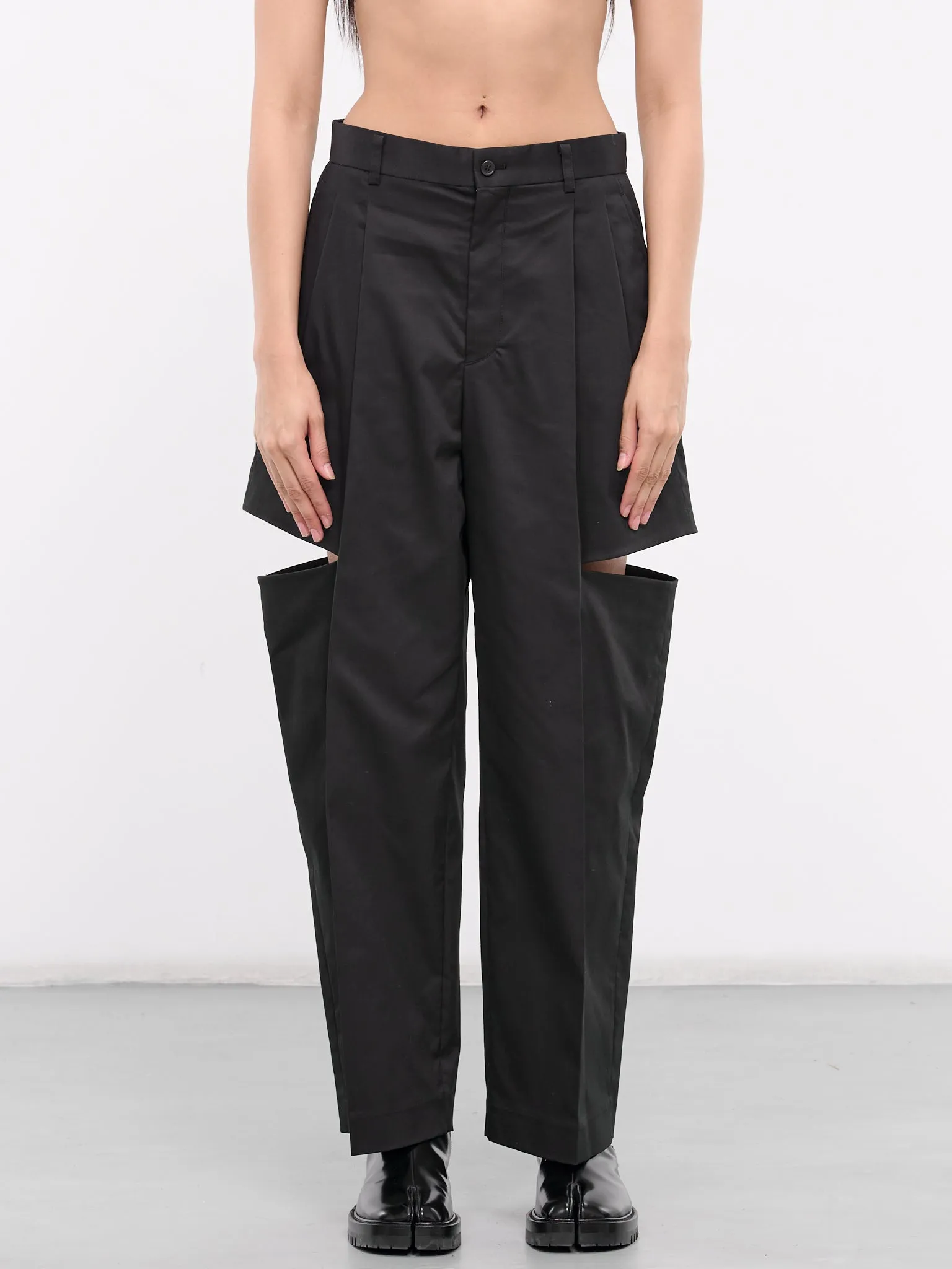 Cut-Out Trousers (3M-P006-051-BLACK) sold by lorenzo