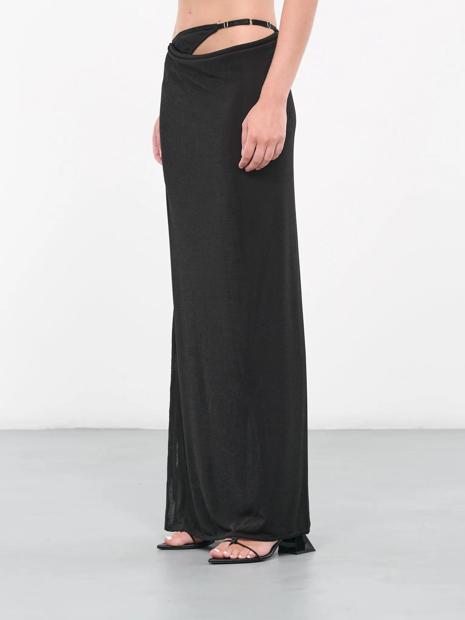 Kerry Skirt (PF2346-BLACK) sold by lorenzo product image thumbnail 2