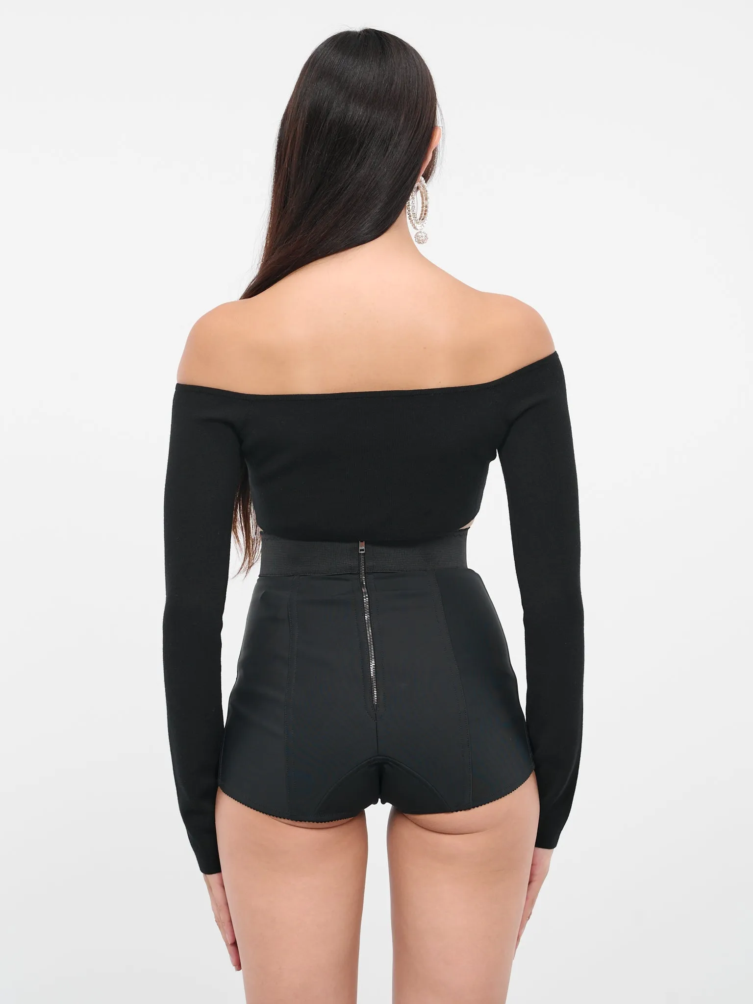 Sweetheart Knit Crop Top (AMPUO15ML0528-U9000-BLACK) sold by lorenzo product image thumbnail 3