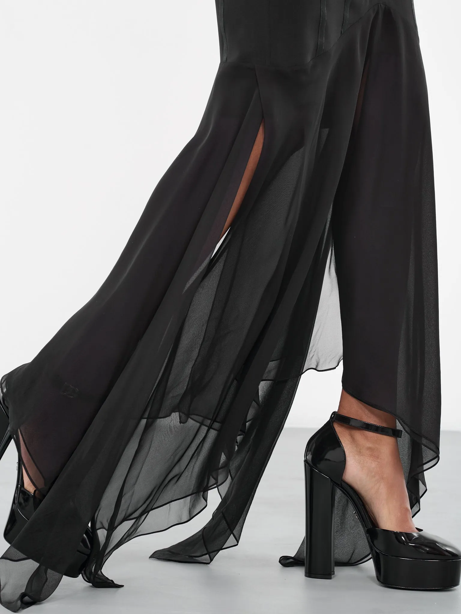 Mermaid Ruffle Skirt (F4CL4T-FUAA1-BLACK) sold by lorenzo product image thumbnail 5