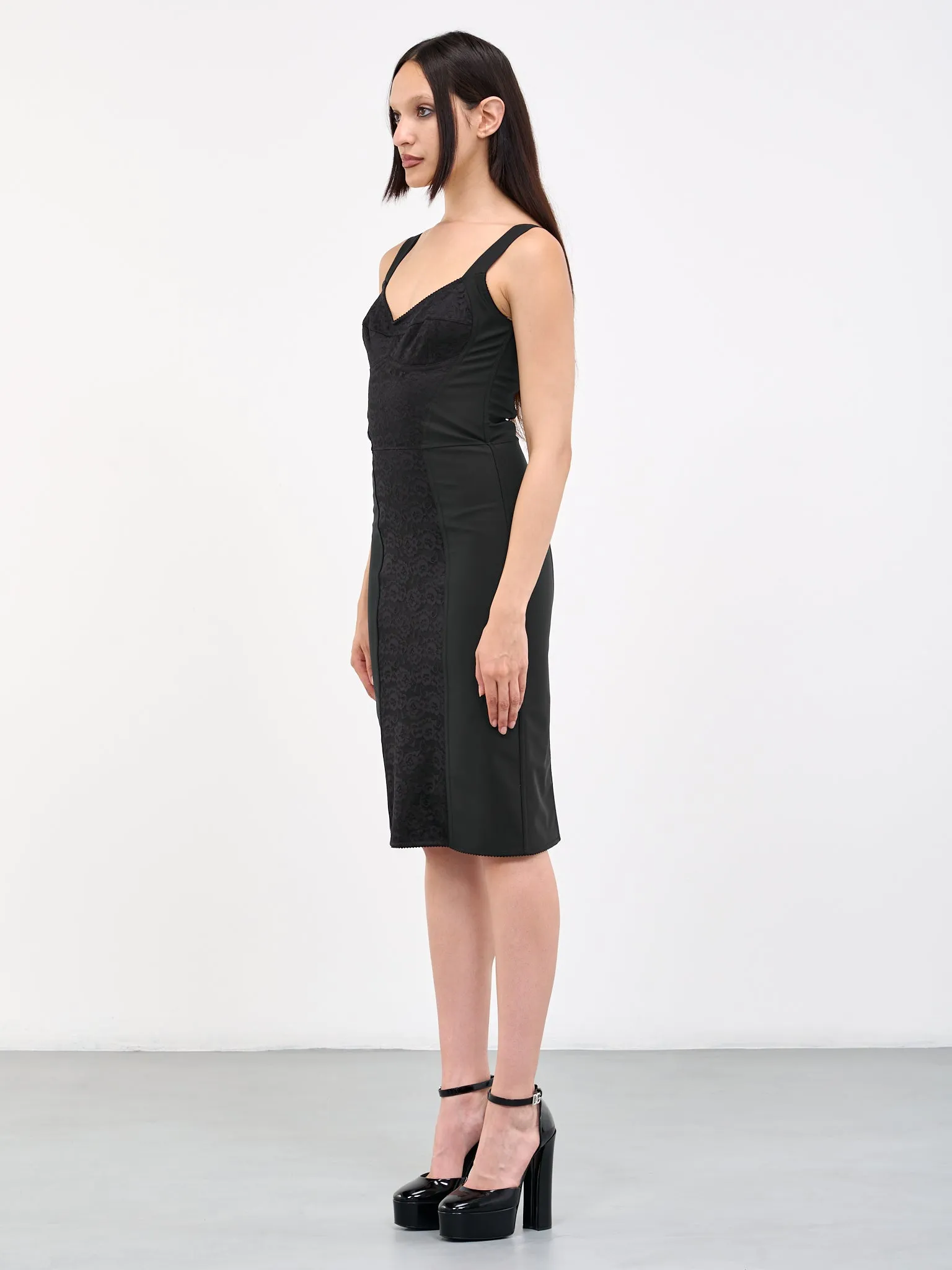 Lace Bustier Dress (F63G9T-G9798-N0000-BLACK) sold by lorenzo product image thumbnail 2