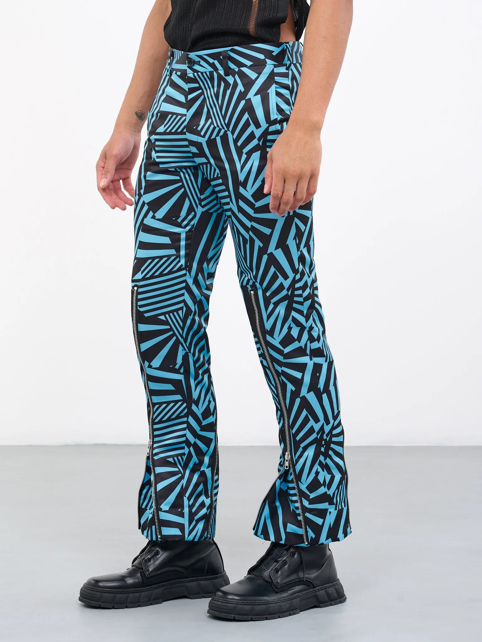 Geometric Zip Trousers (PK-P053-051-BLUE-BLACK) sold by lorenzo product image thumbnail 2
