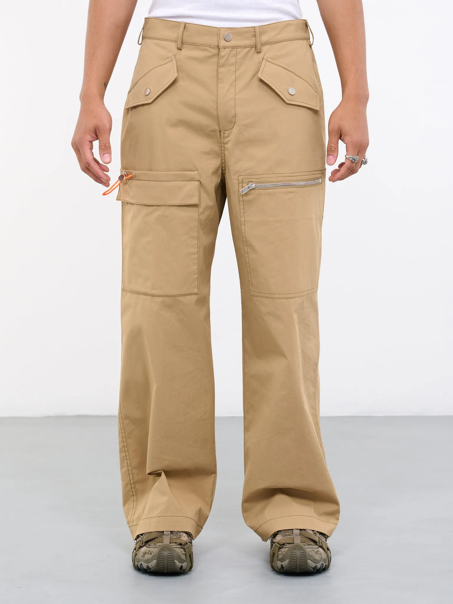 Slouchy Pocket Pants (C2113R23-4020-KHAKI) sold by lorenzo