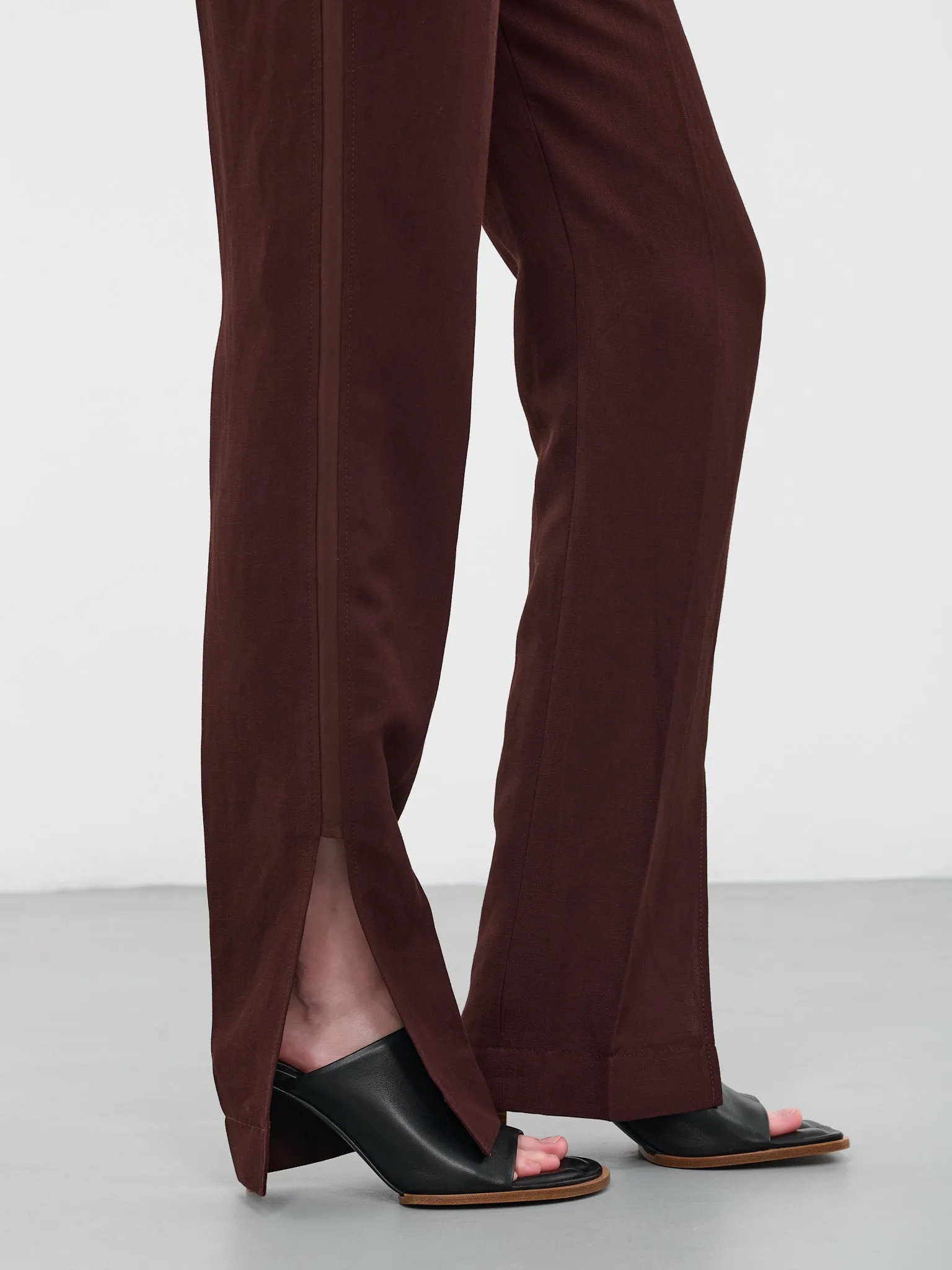 Le Pantalon Tibau (231PA038-1341-880-DARK-BROWN) sold by lorenzo product image thumbnail 5