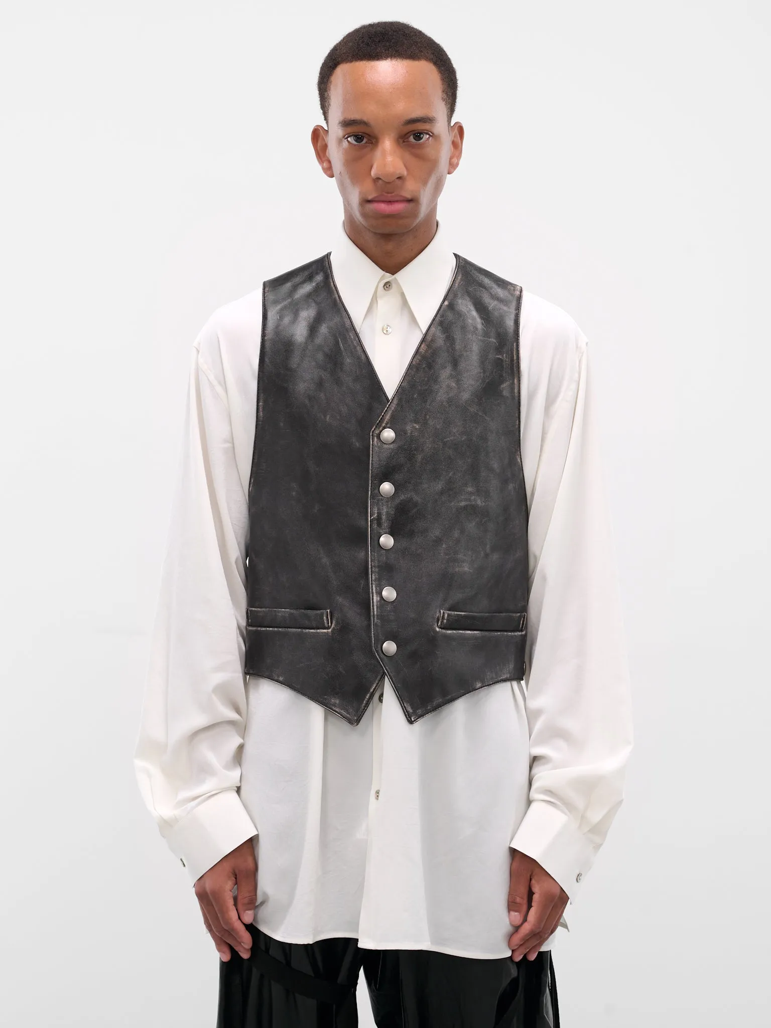 Albien Black Worn Leather Vest (B0013408-LT169-D0093-BLACK-NUD) sold by lorenzo