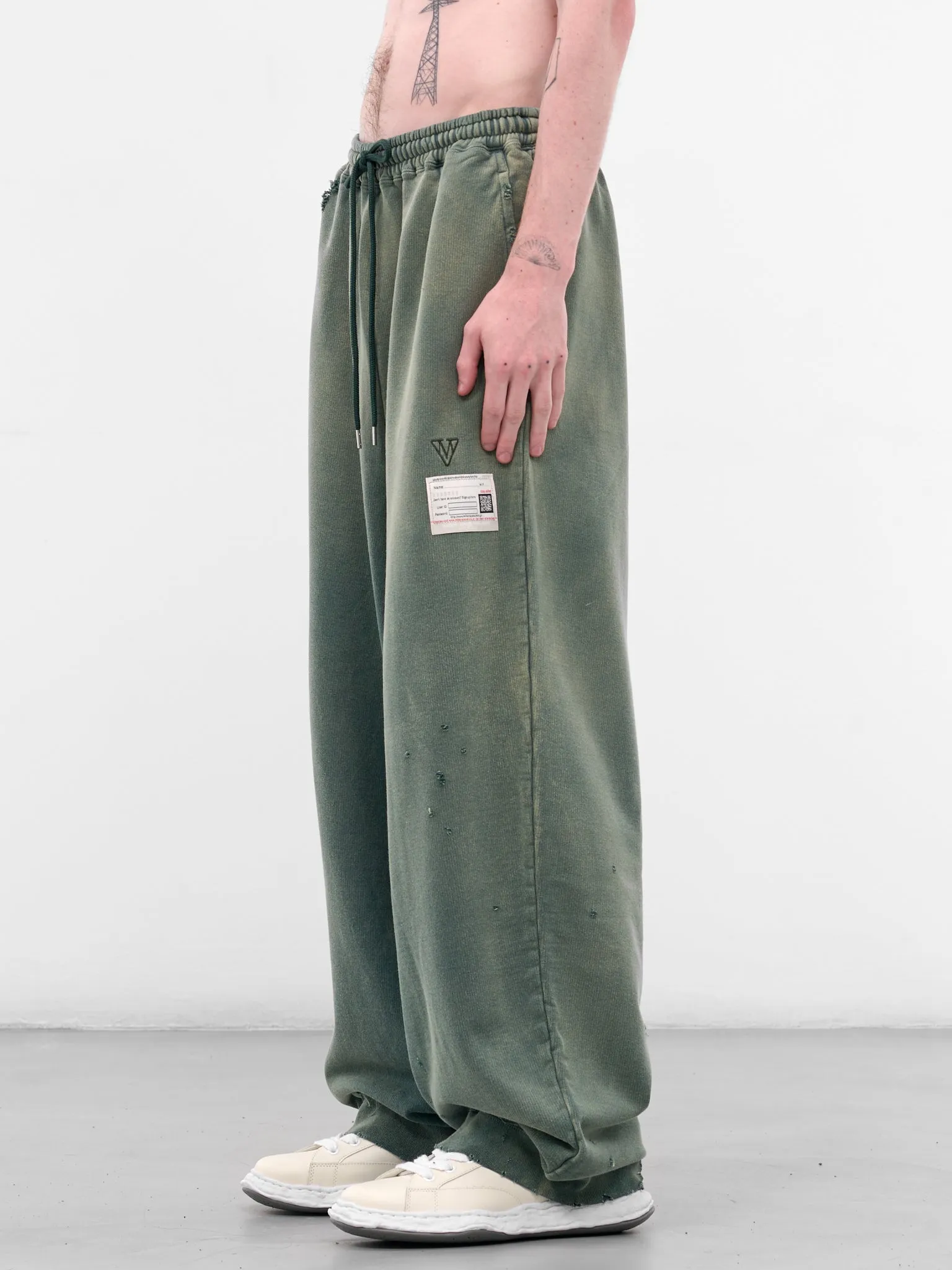 Green Distressed Baggy Sweatpants (A15PT554-GREEN) sold by lorenzo product image thumbnail 2