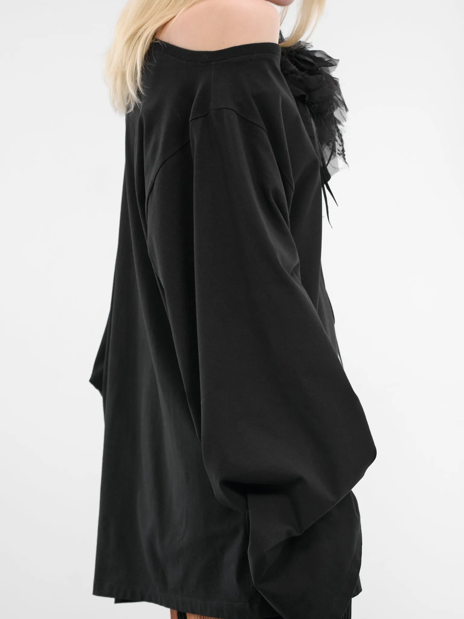 Black Off-Shoulder Silk Chiffon Top (PFFW25TO03-BLACK) sold by lorenzo product image thumbnail 5
