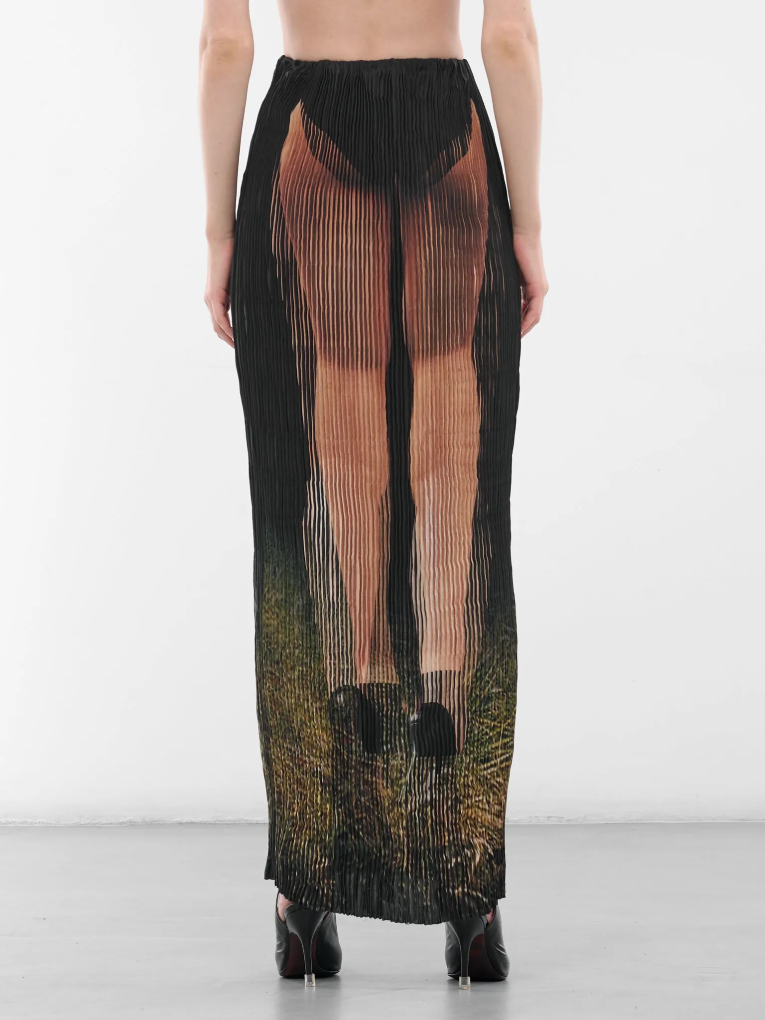 Trompe L'oeil Pleated Maxi Skirt (PFFW25SK01-HOUNDSTOOTH-FAIR) sold by lorenzo product image thumbnail 3