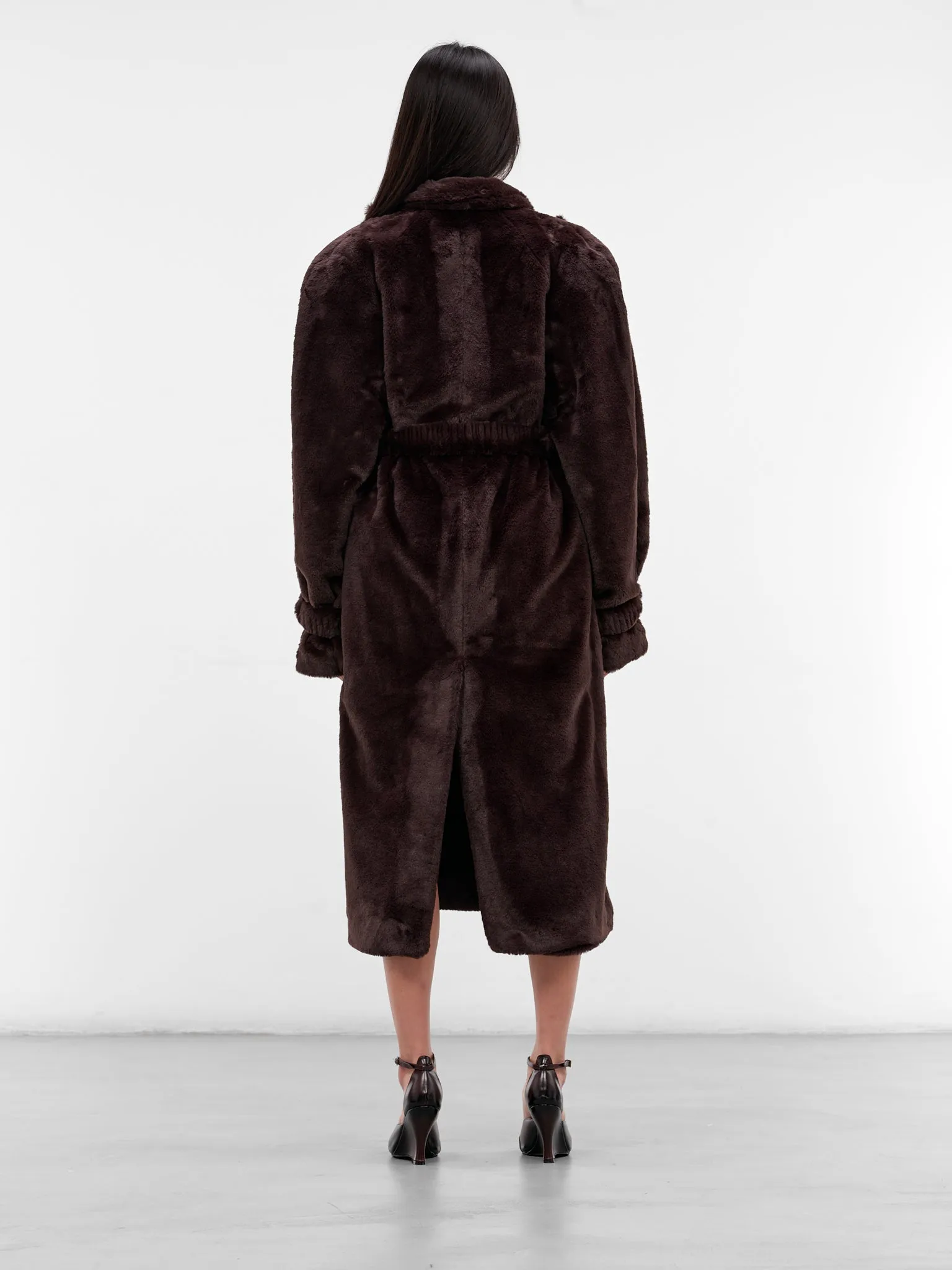 Brown Oversized Vegan Fur Coat (RR164-BROWN) sold by lorenzo product image thumbnail 3