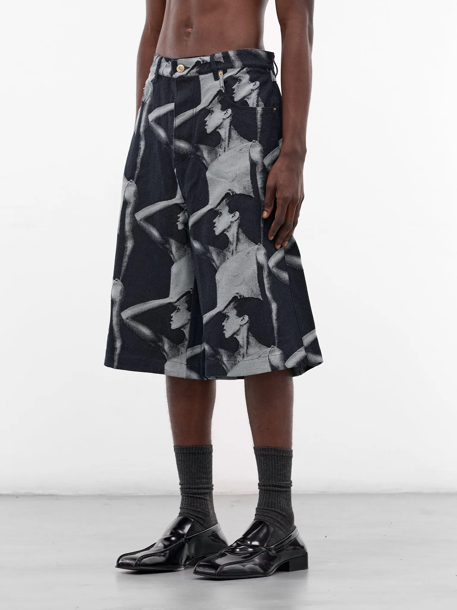 Indigo Jet Denim Baggy Shorts (UA25DE01-CO02-504-INDIGO) sold by lorenzo product image thumbnail 2