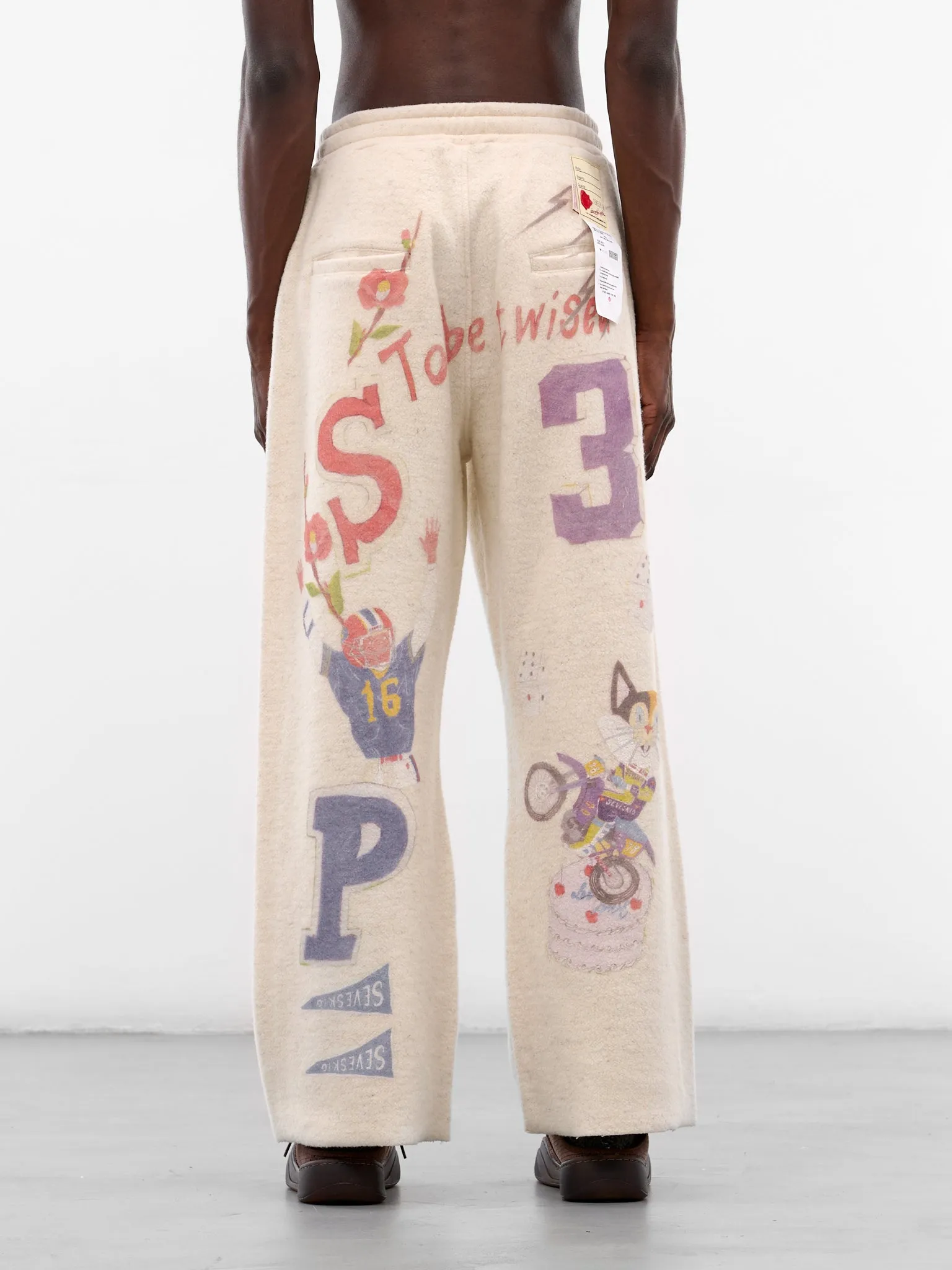 White Graffiti Print Wool Sweatpants (PT-SV-NGA-1012-WHITE) sold by lorenzo product image thumbnail 3