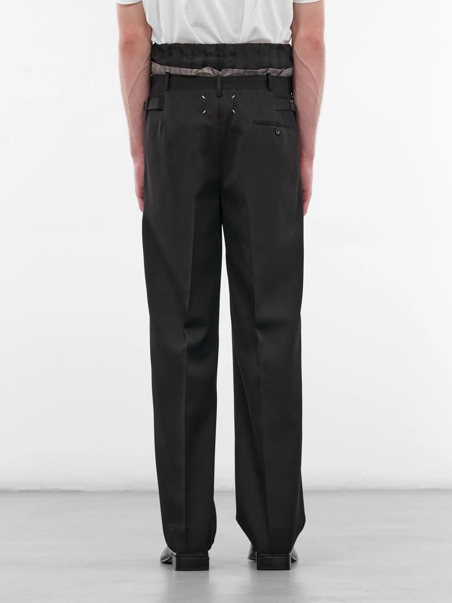 Black Anonymity of Lining Trousers (S50KA0705-M35693-900-BLACK) sold by lorenzo product image thumbnail 3