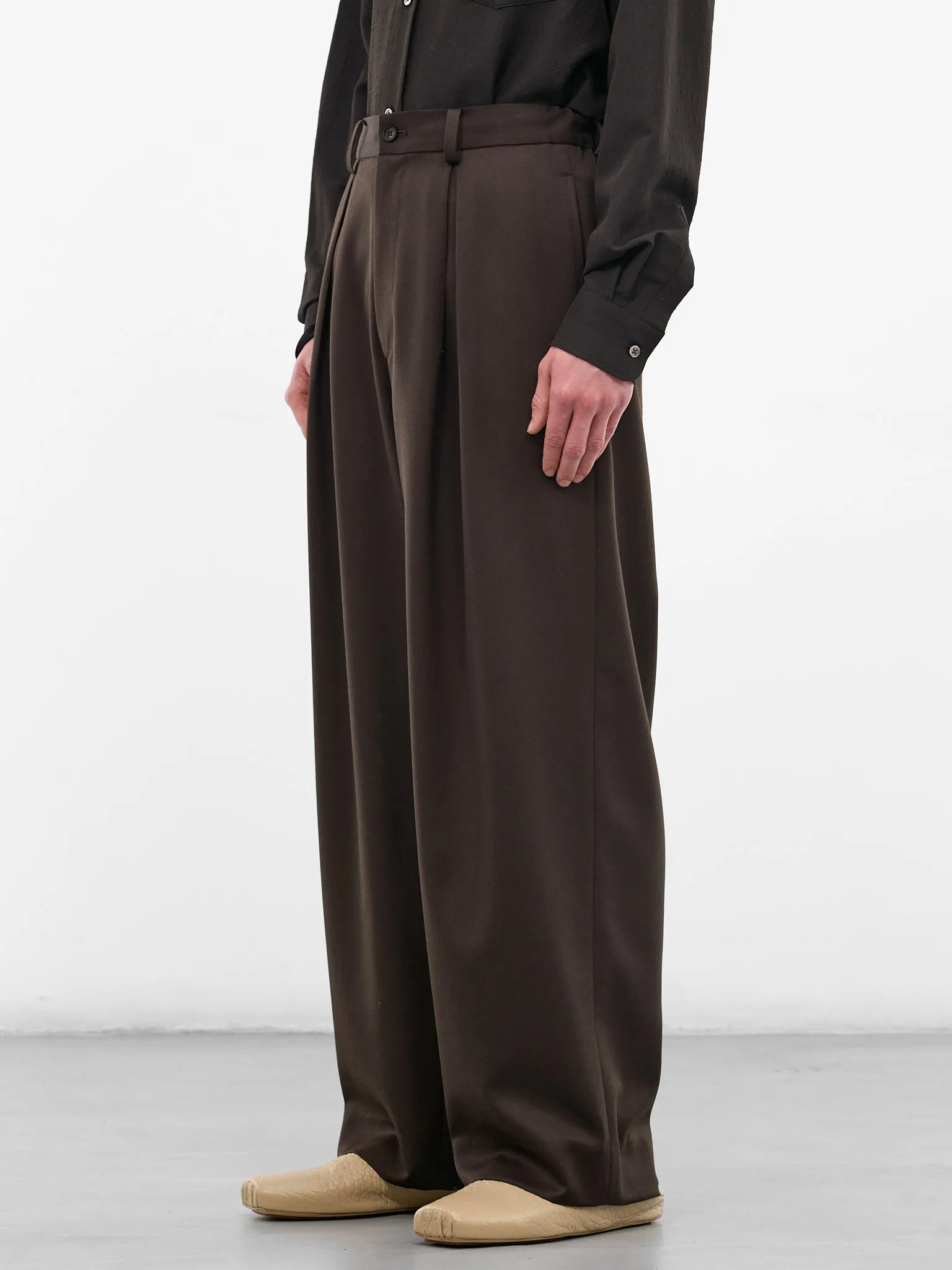Khaki Pleated Wool Wide Trousers (ST-1428-MILITARY-KHAKI) sold by lorenzo product image thumbnail 2