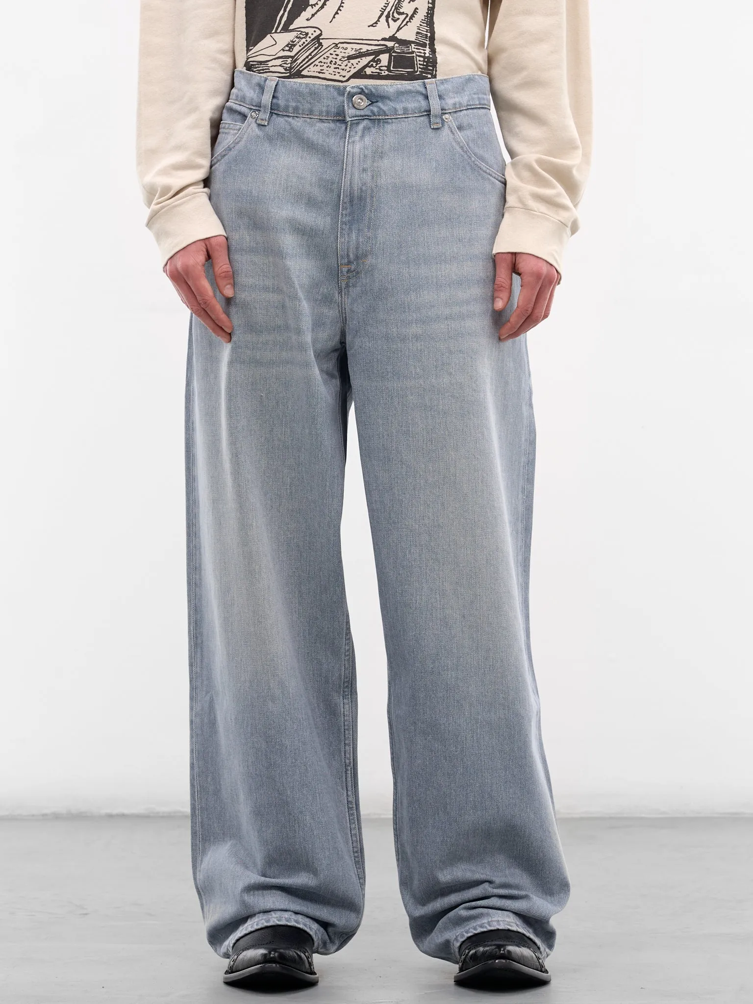 Coast Wash Vast Cut Jeans (M2265VP-PALE-COAST-WASH) sold by lorenzo