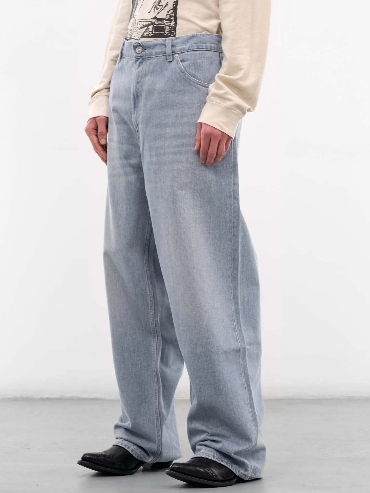 Coast Wash Vast Cut Jeans (M2265VP-PALE-COAST-WASH) sold by lorenzo product image thumbnail 2