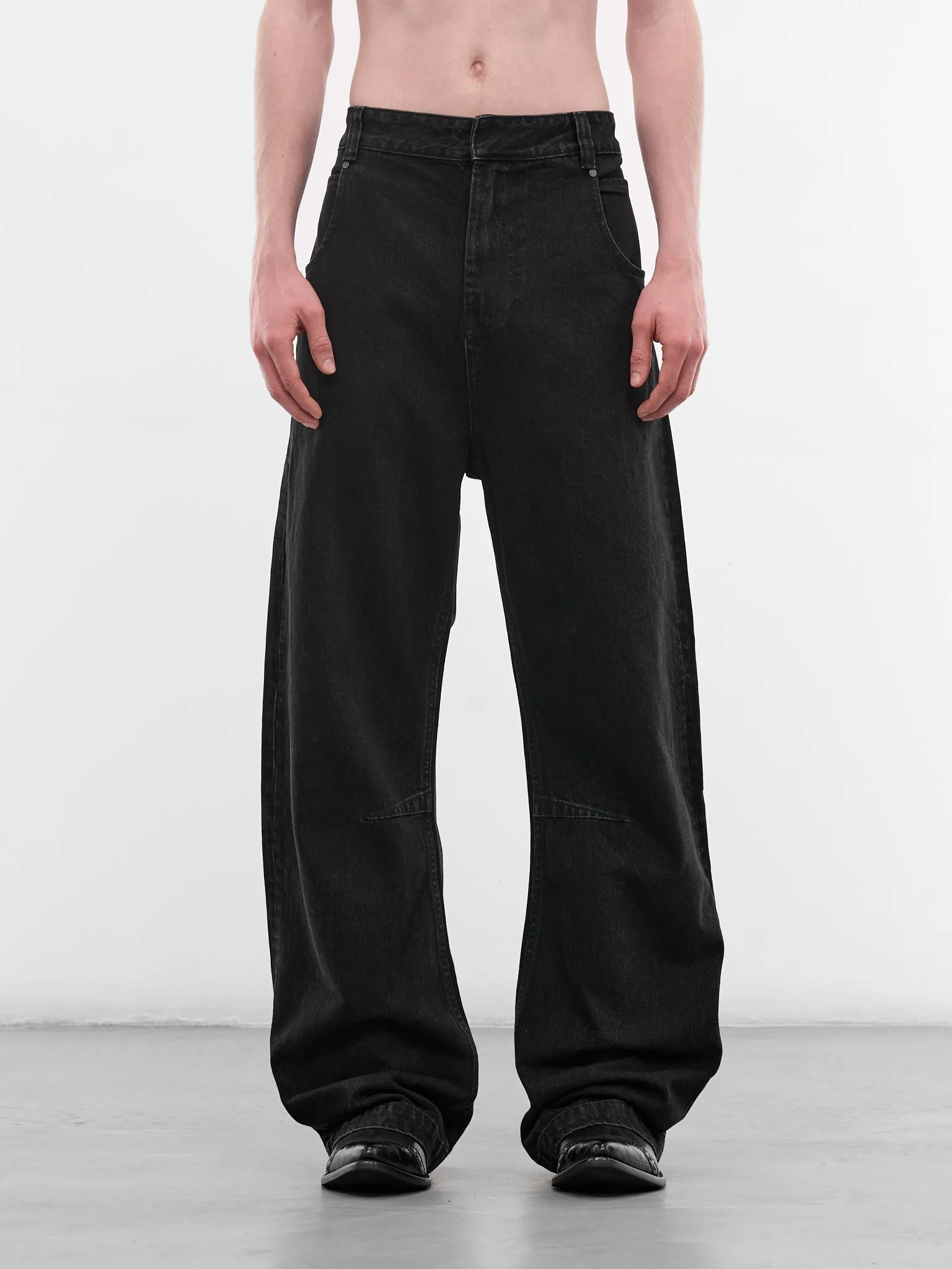 Black Denim Gem Jeans (ESSS26DP03012-MAGNETITE) sold by lorenzo