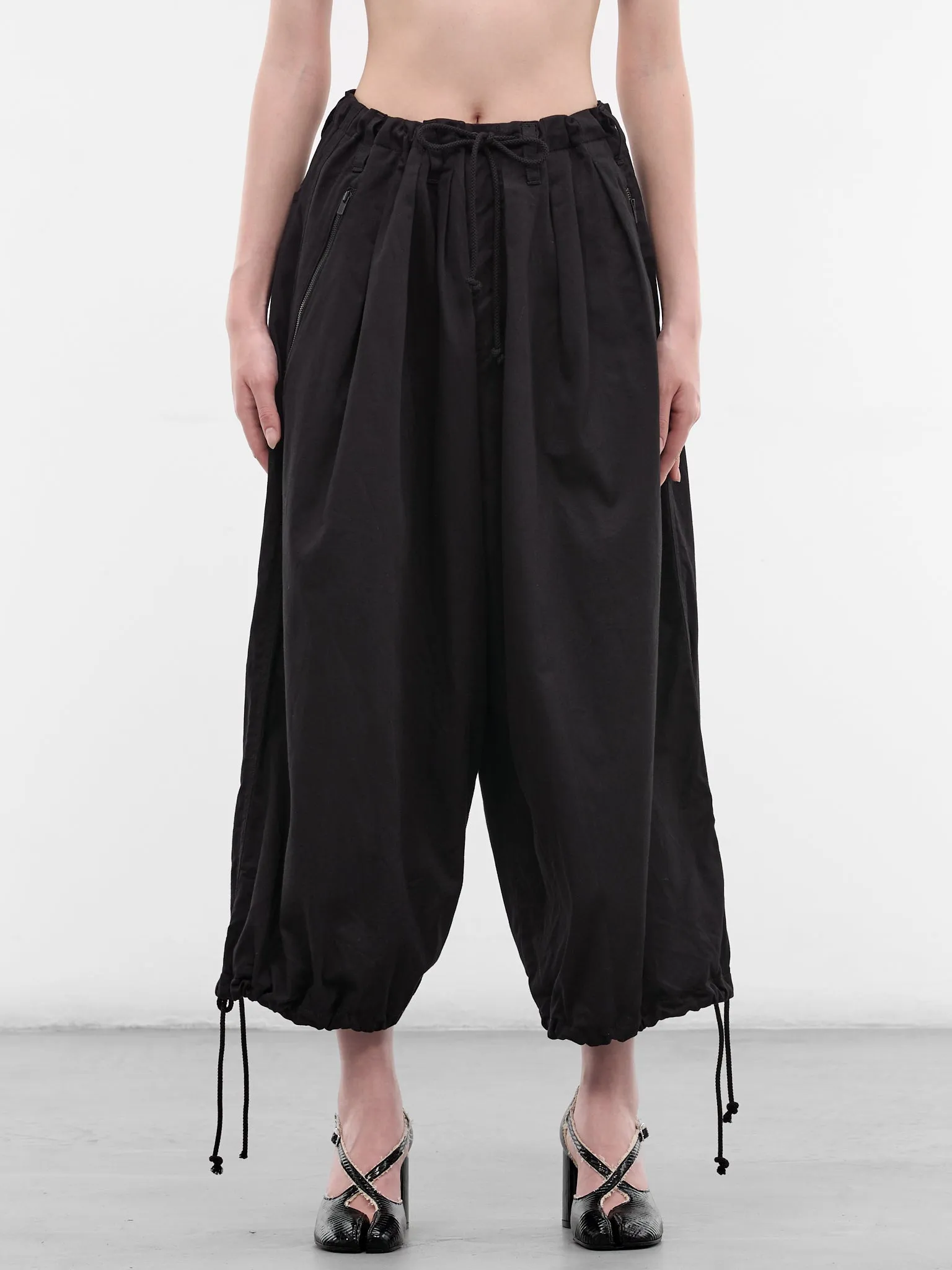 Black 3-Tucks Pleated Baggy Trousers (FK-P65-005-BLACK) sold by lorenzo