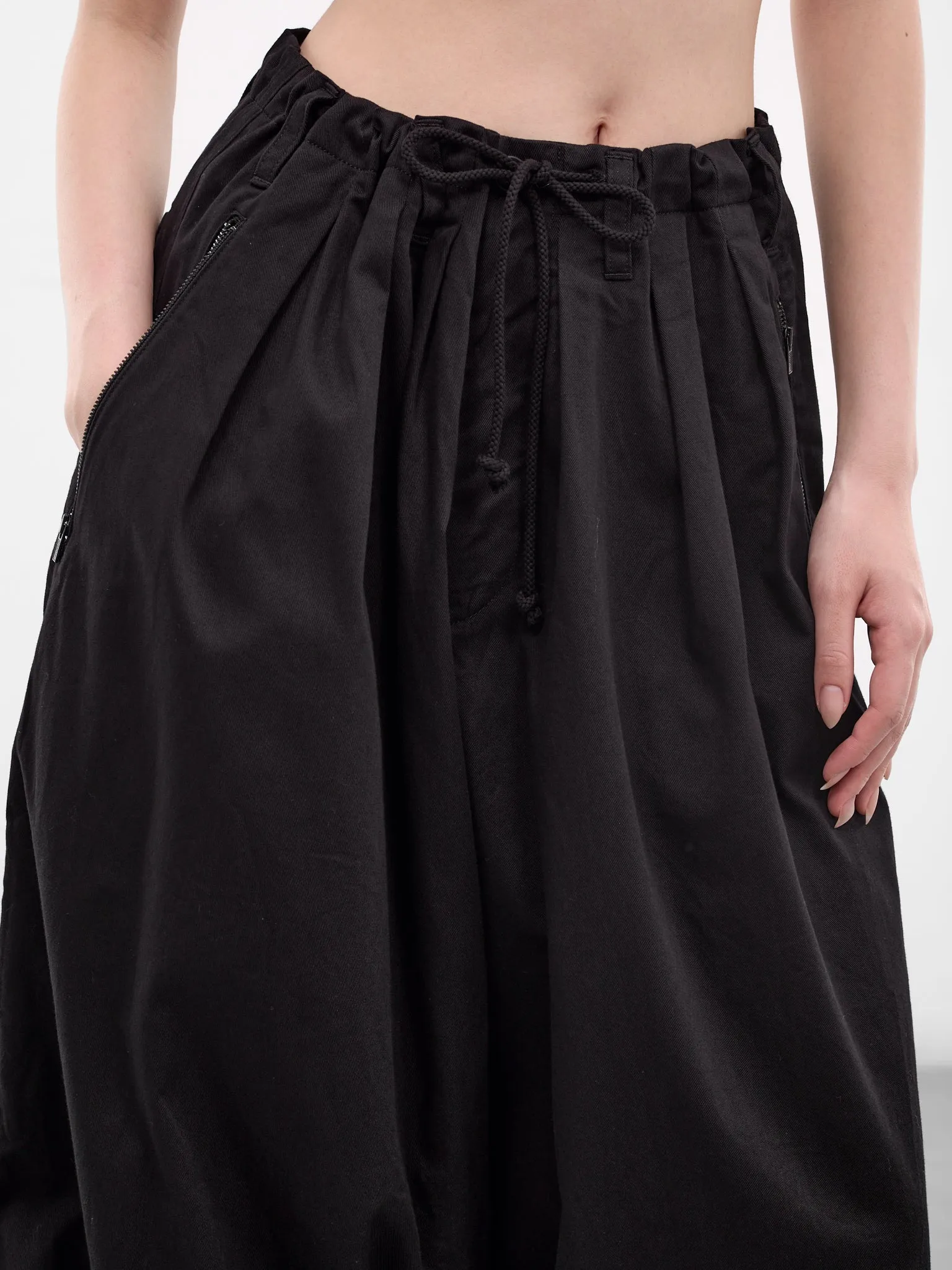 Black 3-Tucks Pleated Baggy Trousers (FK-P65-005-BLACK) sold by lorenzo product image thumbnail 5