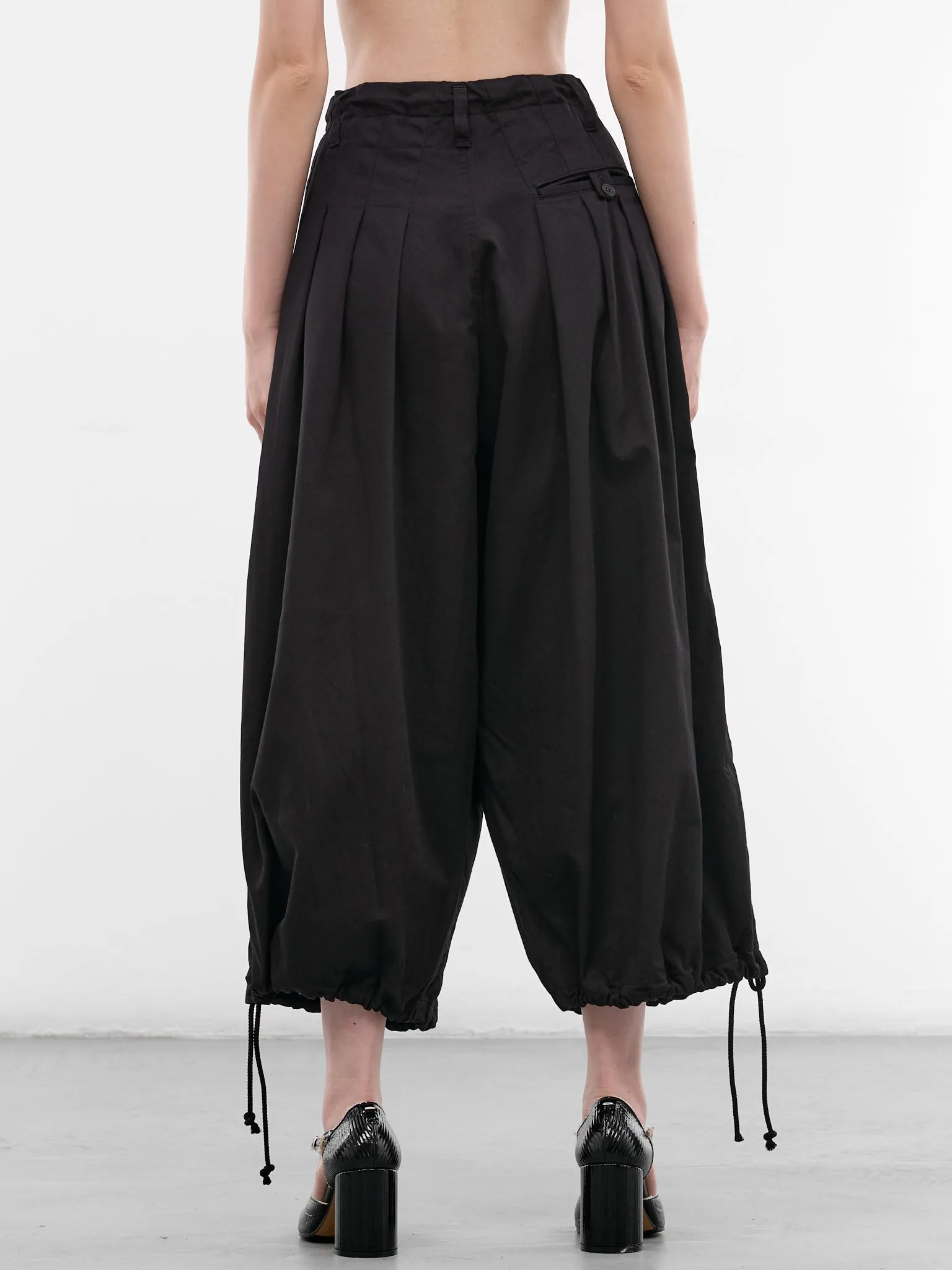 Black 3-Tucks Pleated Baggy Trousers (FK-P65-005-BLACK) sold by lorenzo product image thumbnail 3