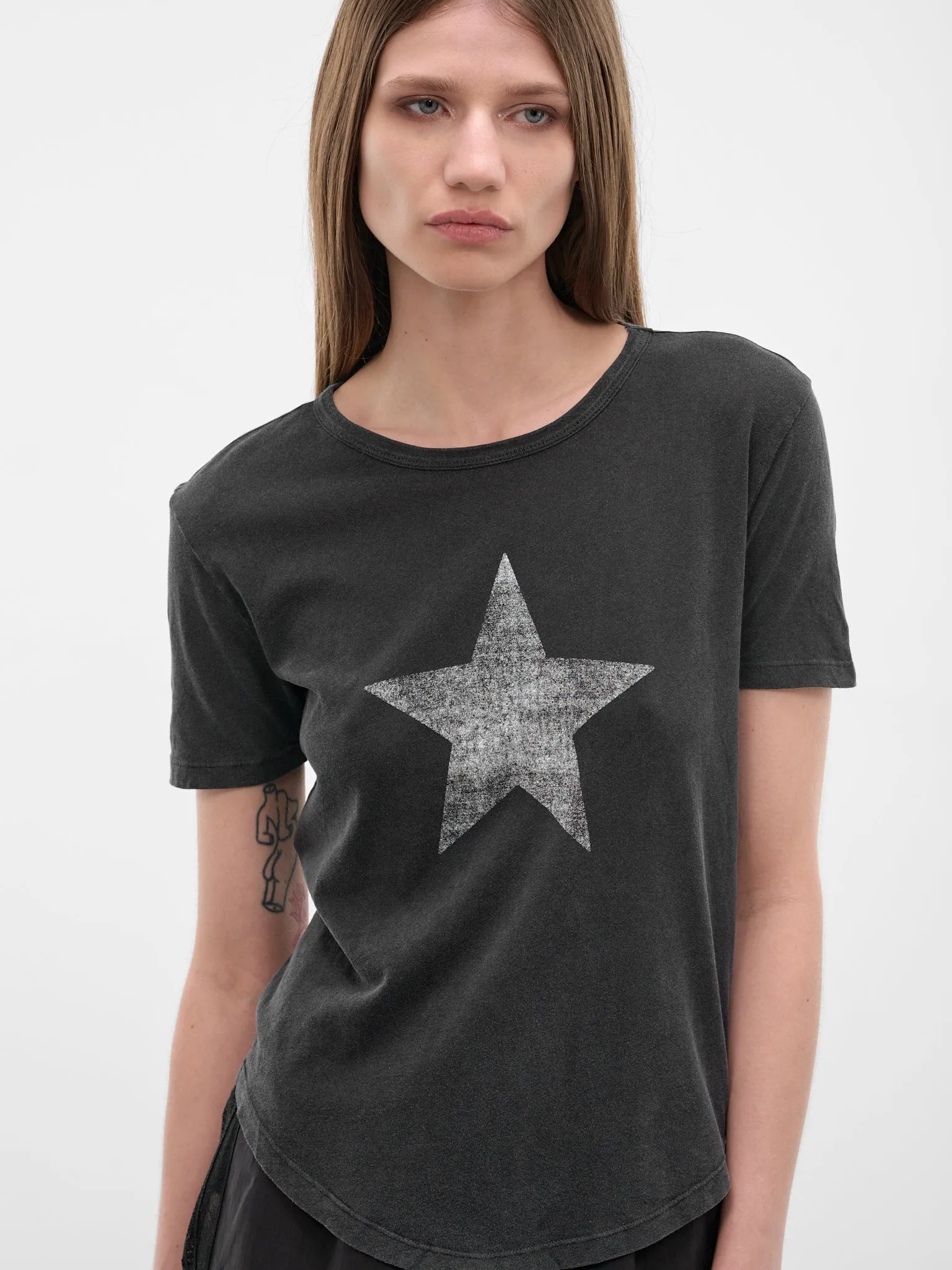 Floor Black Graphic Micro Tee (B0013924-FA740-FADED-BLACK) sold by lorenzo product image thumbnail 5