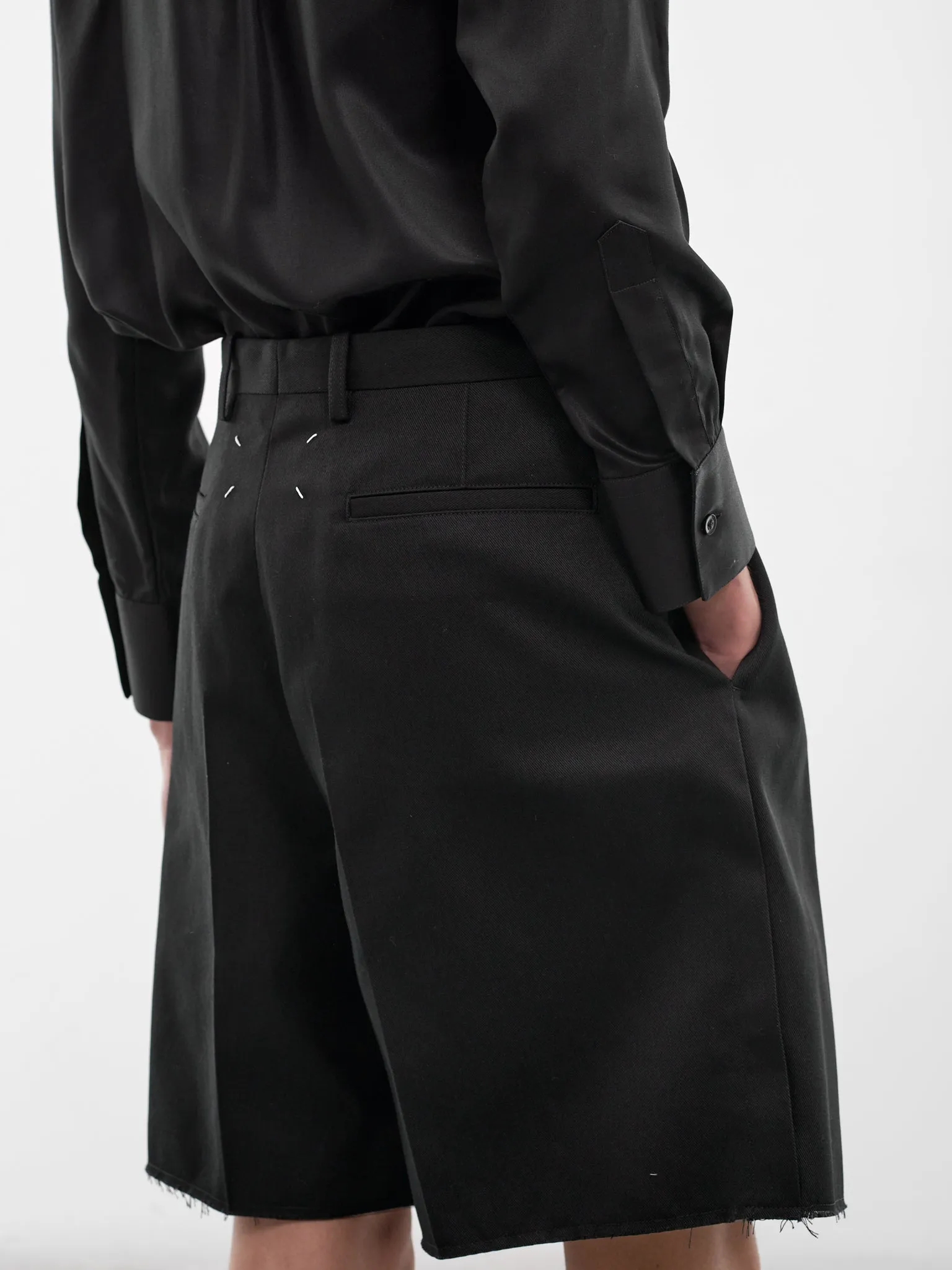 Black Pleated Bermuda Shorts (S67MU0063-S54042-900-BLACK) sold by lorenzo product image thumbnail 5