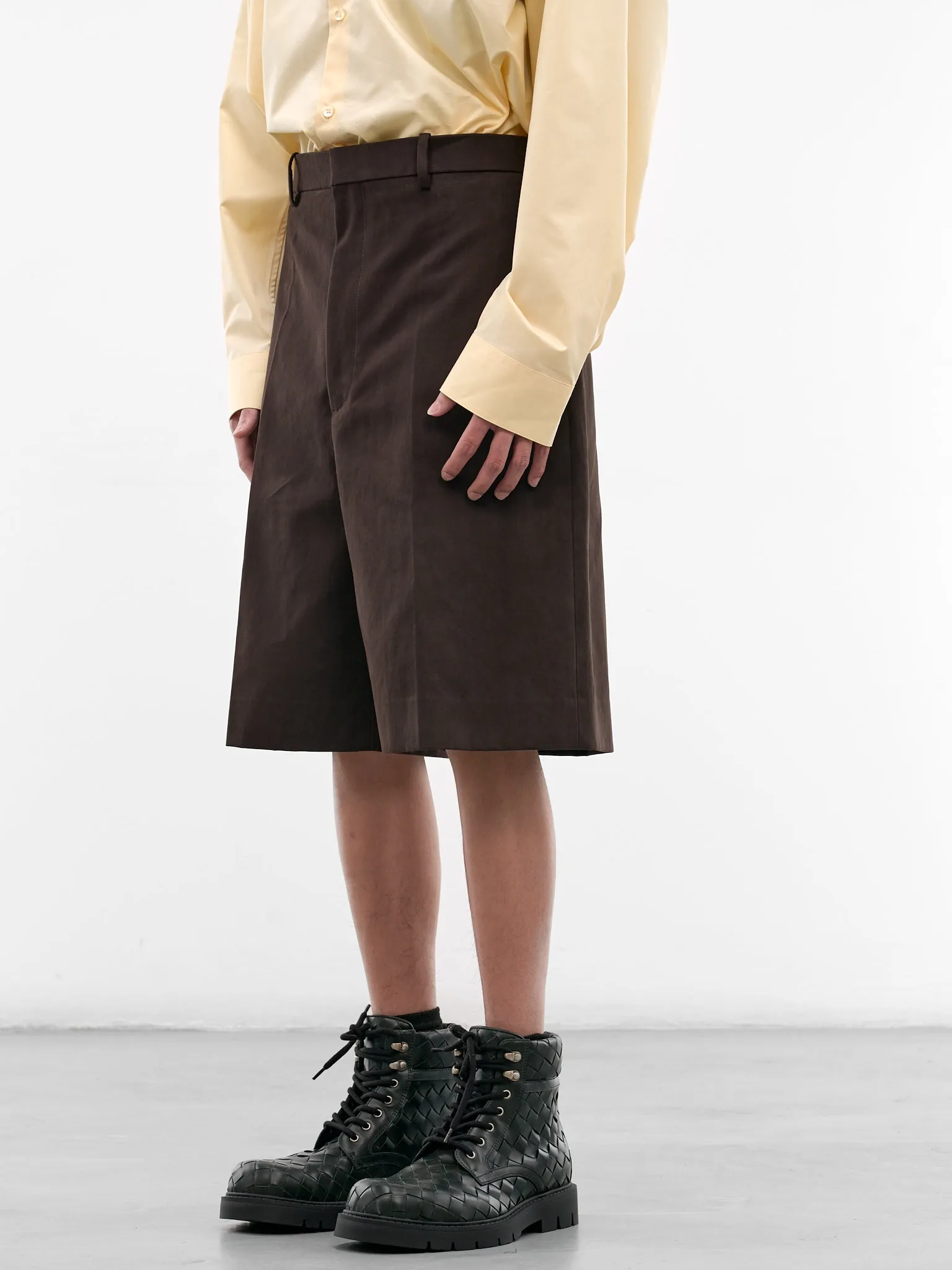 Brown Cotton Gabardine Wide Shorts (864810V6DO0-2608-DARK-CARRUBO) sold by lorenzo product image thumbnail 2