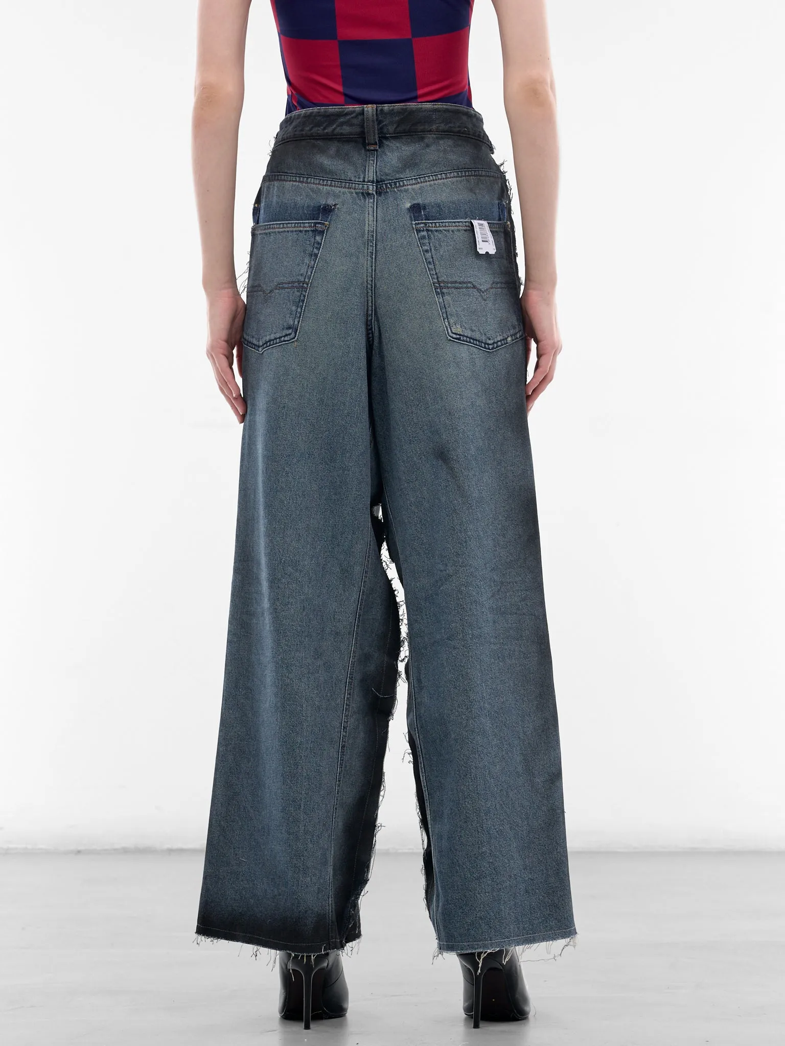 Sprayed New Denim Jeans (PT09DE11USBL-BLUE-SPRAYED) sold by lorenzo product image thumbnail 3