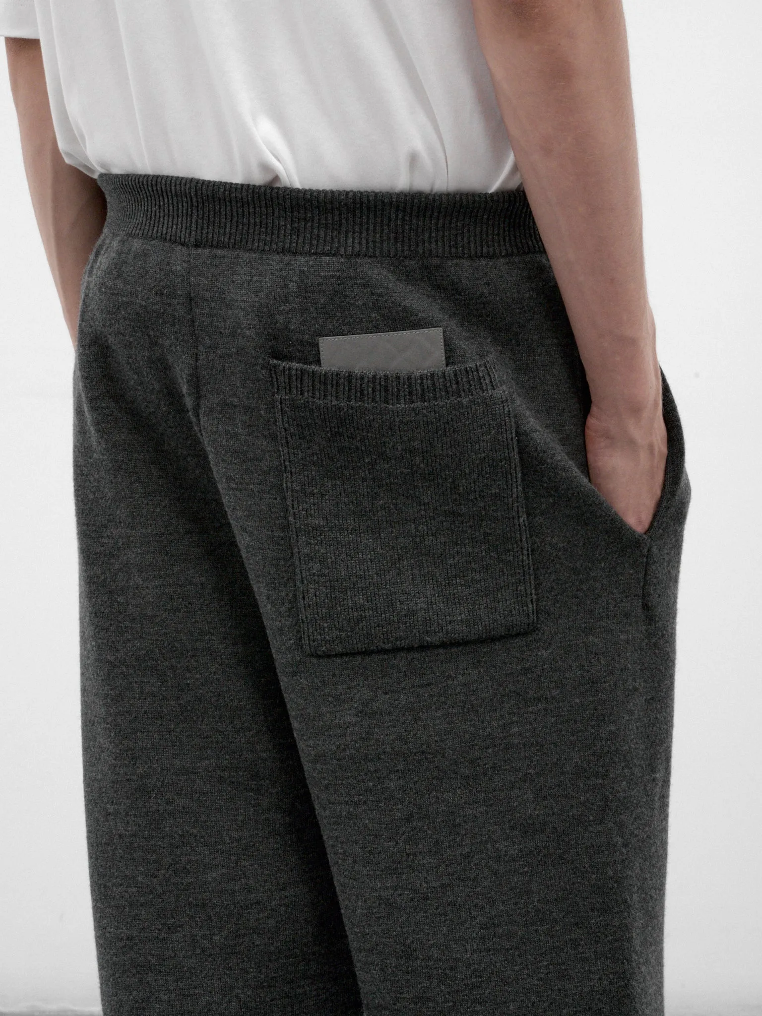 Gray Wool-Cashmere Joggers (A00795V70E0-1510-DARK-SLATE-ME) sold by lorenzo product image thumbnail 4