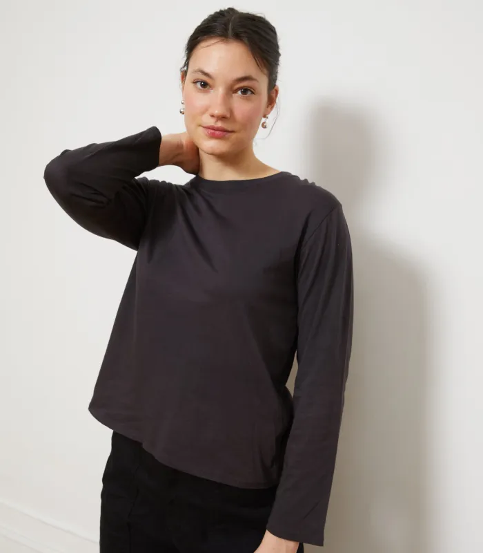 Penny Washed Long Sleeve Tee - Espresso made by Loup