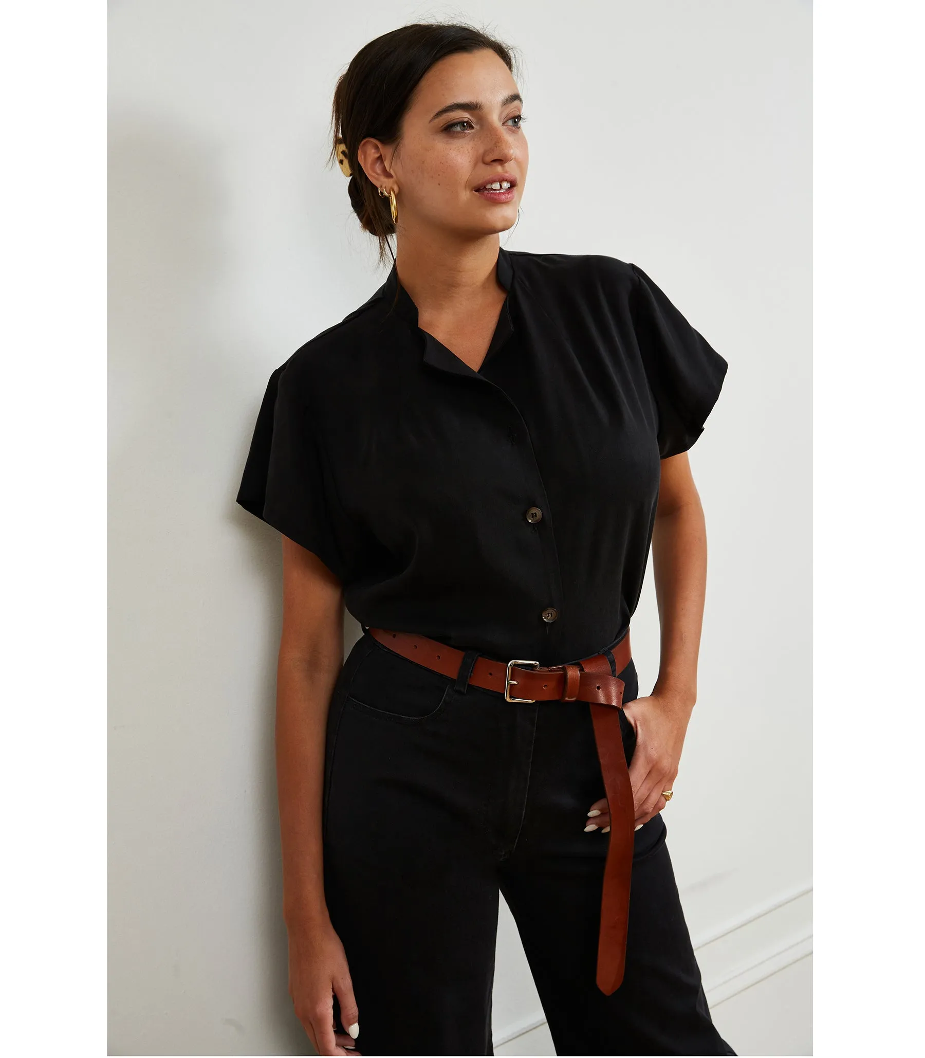 Donna Short-Sleeve Button-Up Top - Black sold by Loup product image thumbnail 4