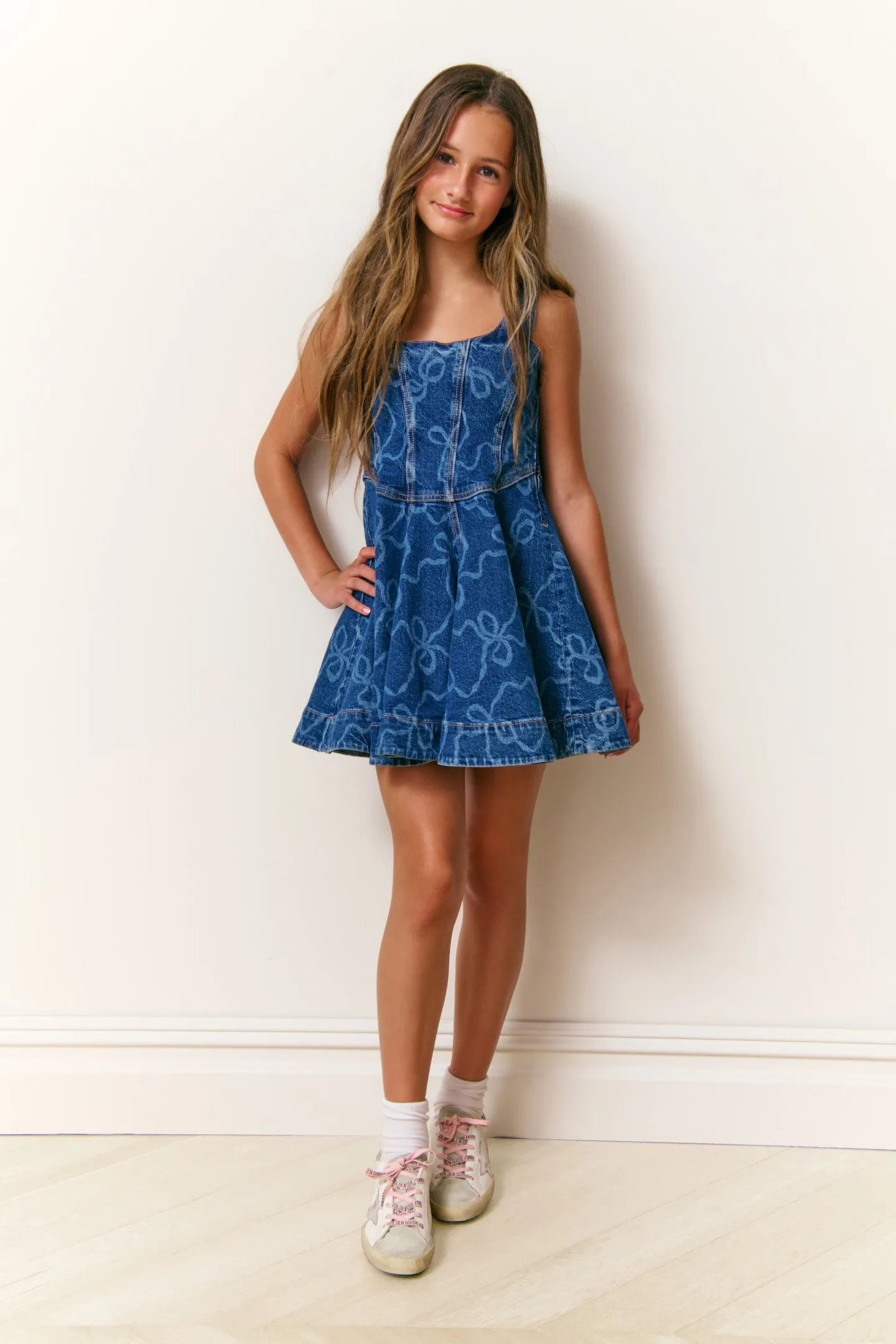Girls Liliette Denim Bow Dress sold by LoveShackFancy product image thumbnail 3