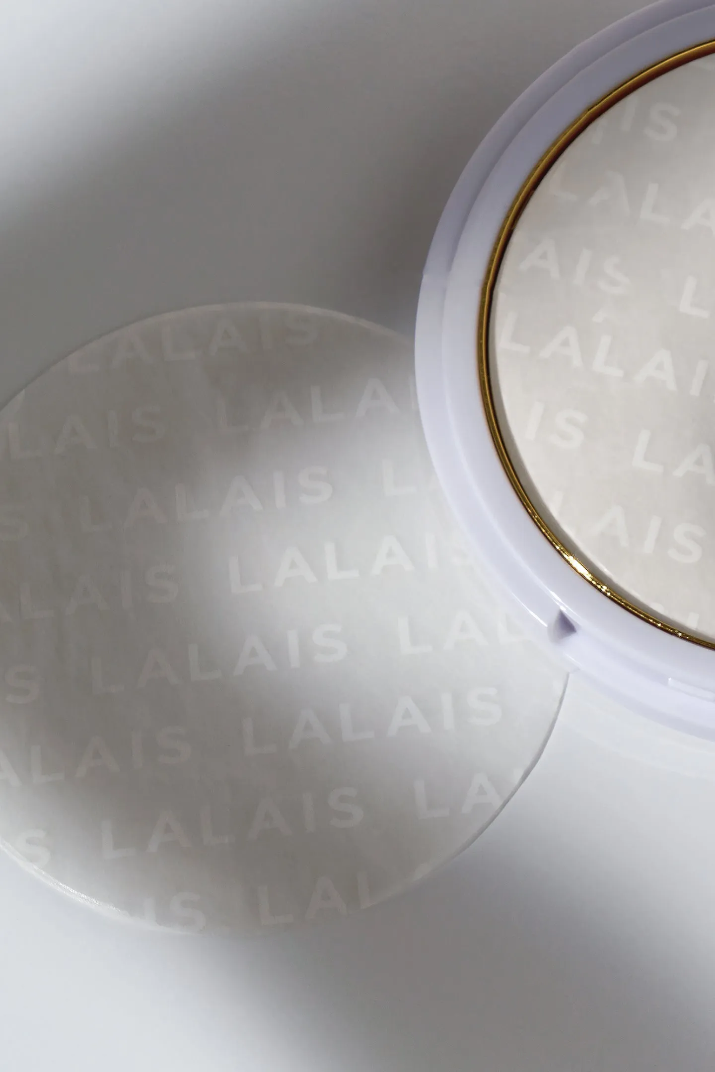 LALAIS The Blotting Compact sold by LoveShackFancy product image thumbnail 3