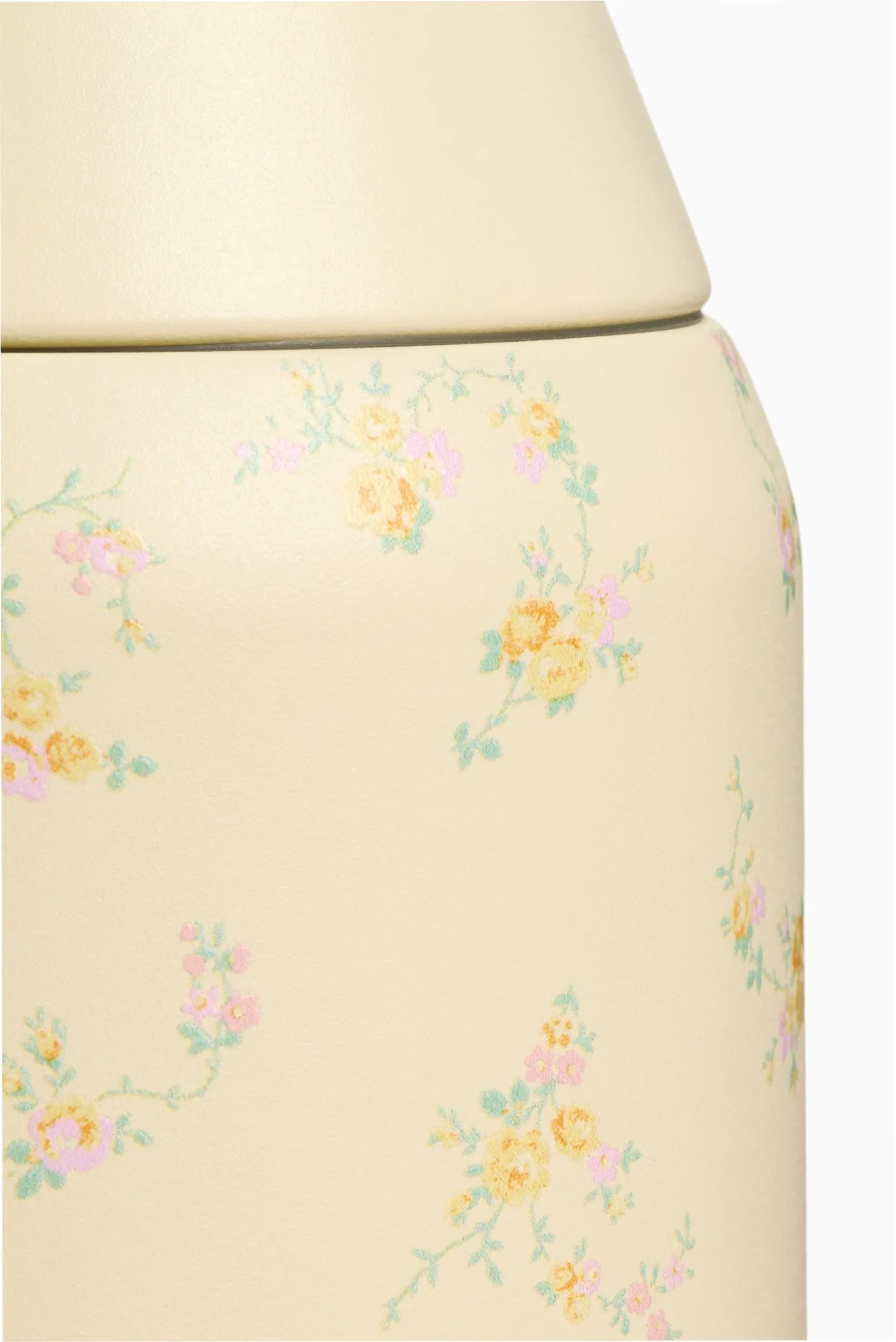 Stanley 1913 The All Day Slim Bottle in Lemon Haze sold by LoveShackFancy product image thumbnail 4