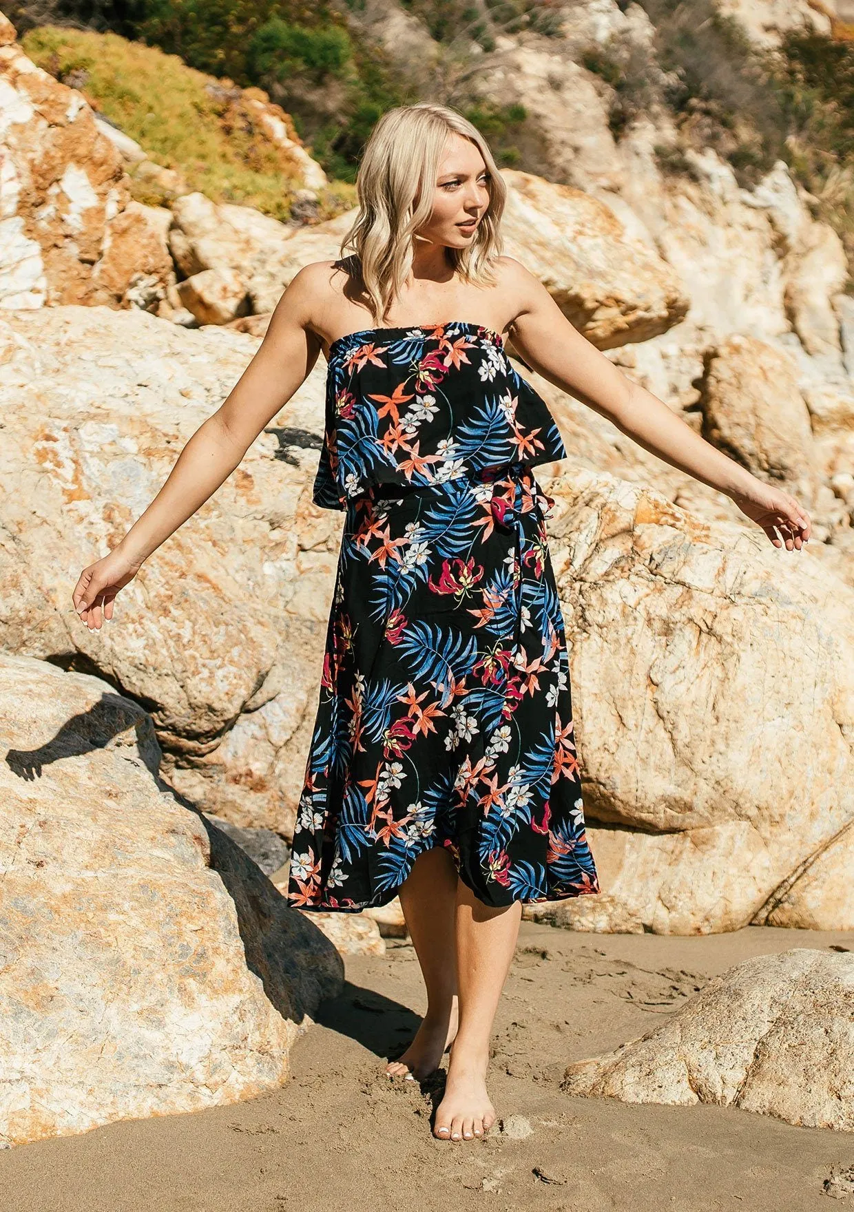 Kiyoko Set sold by lovestitch product image thumbnail 5