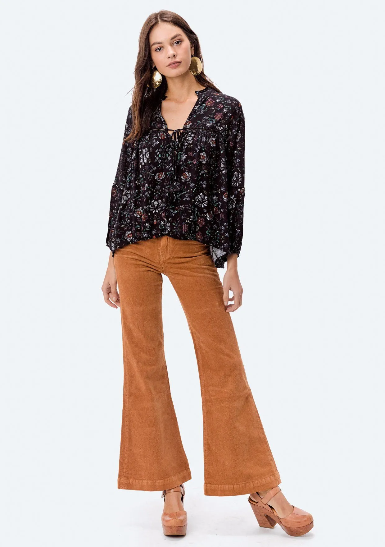 Sanne Floral Top sold by lovestitch product image thumbnail 4