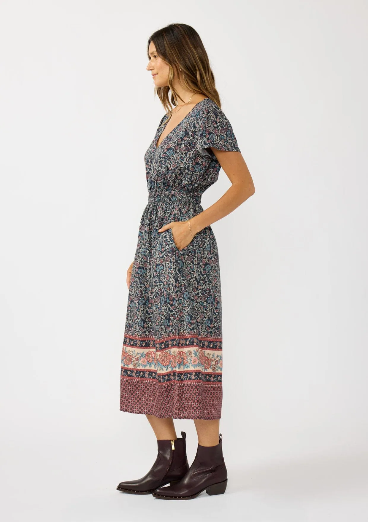 Elodie Midi Dress sold by lovestitch product image thumbnail 5