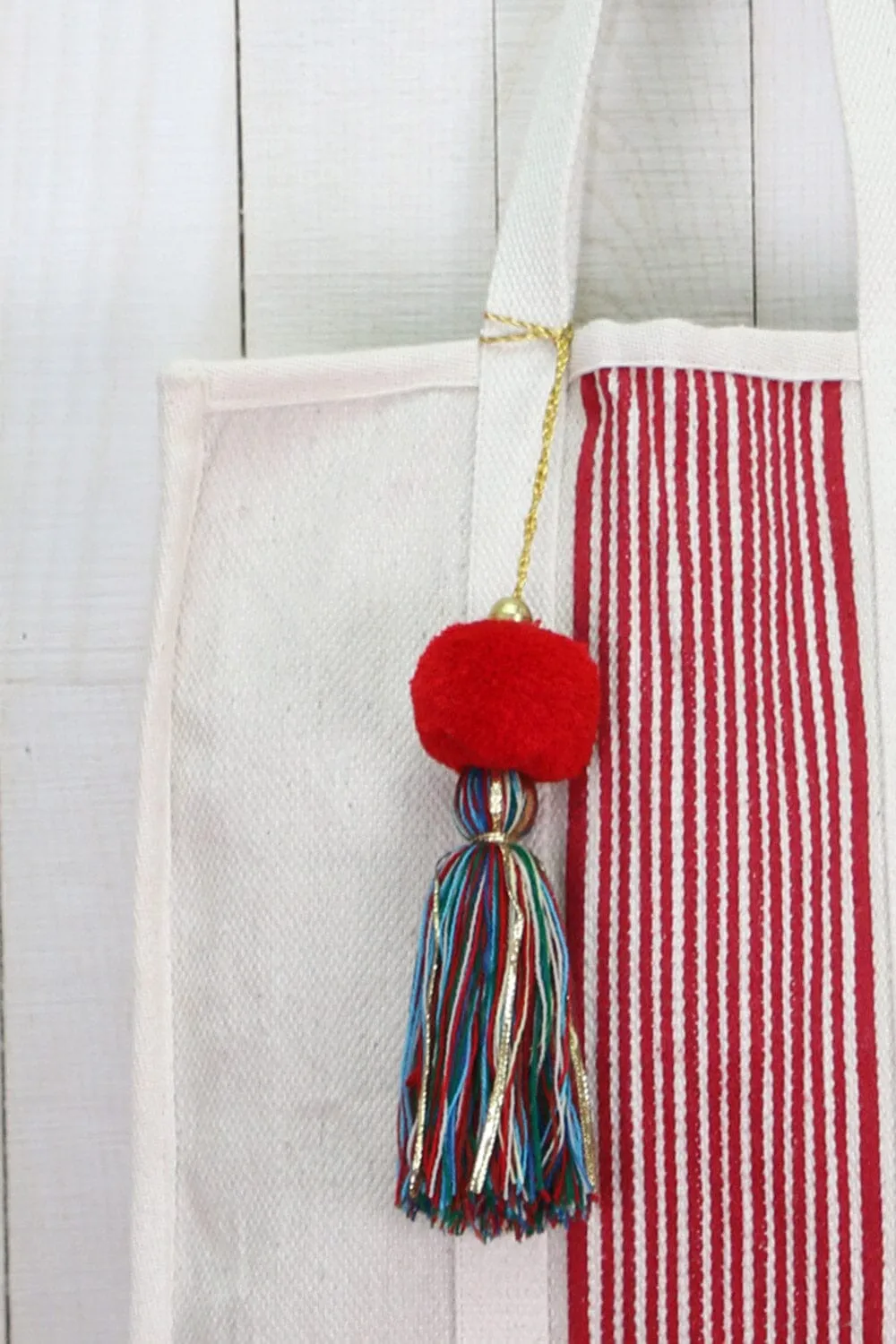 Market Tote sold by lovestitch product image thumbnail 3