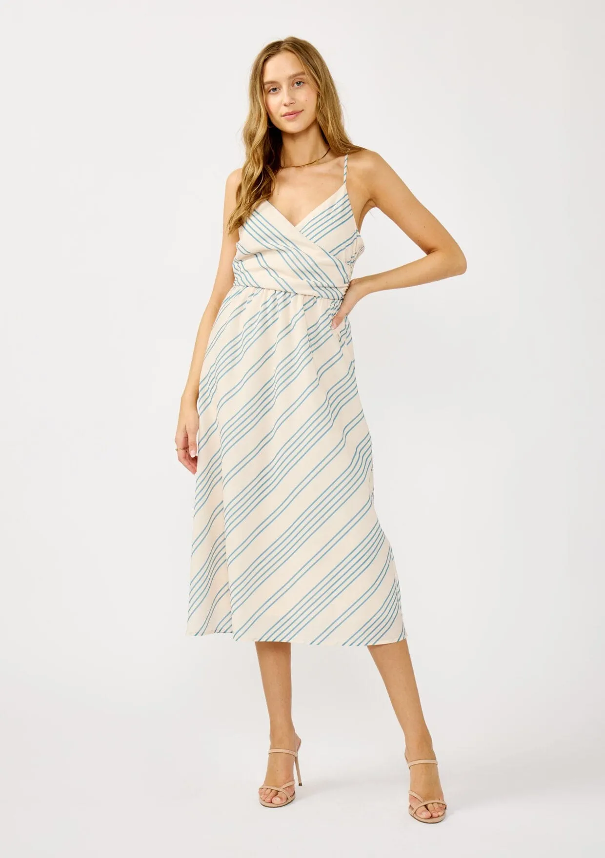 Chasing Horizons Midi Dress sold by lovestitch product image thumbnail 5