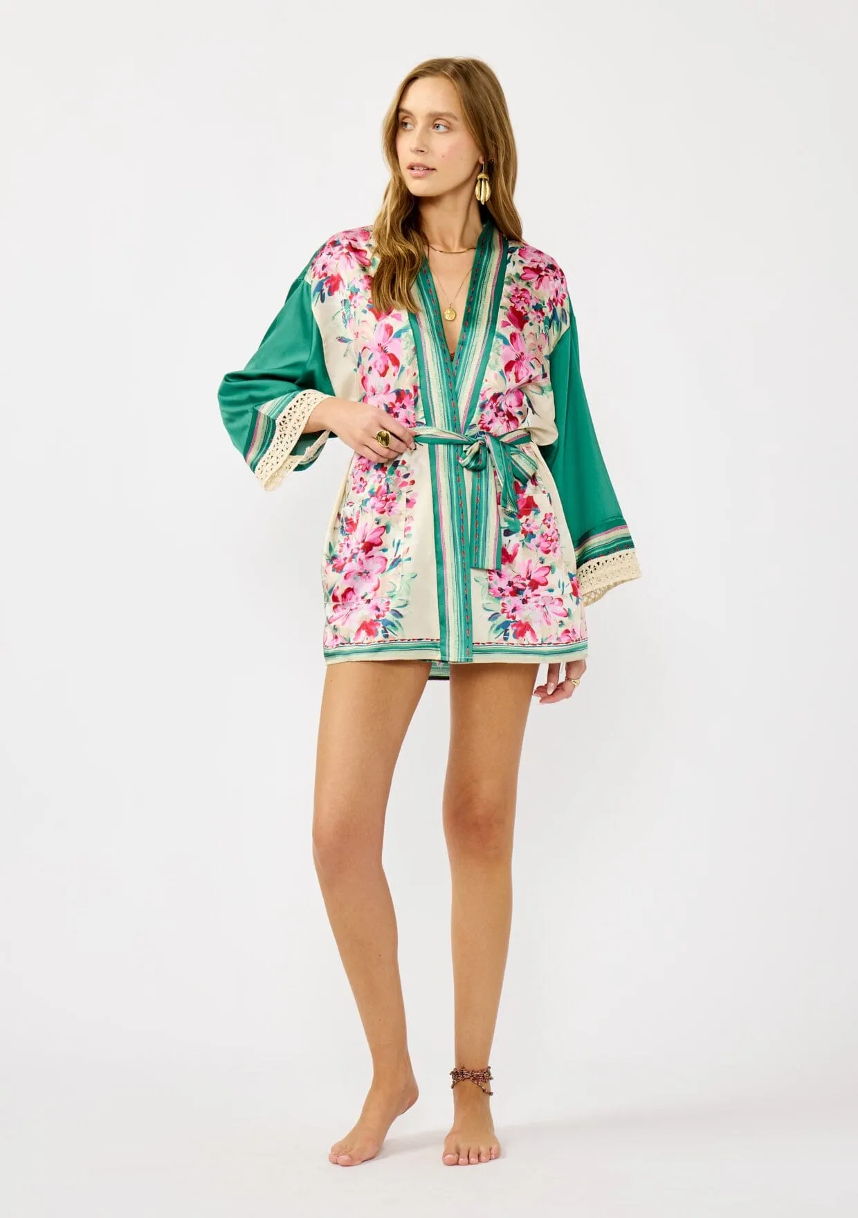 Wallflower Kimono sold by lovestitch product image thumbnail 5