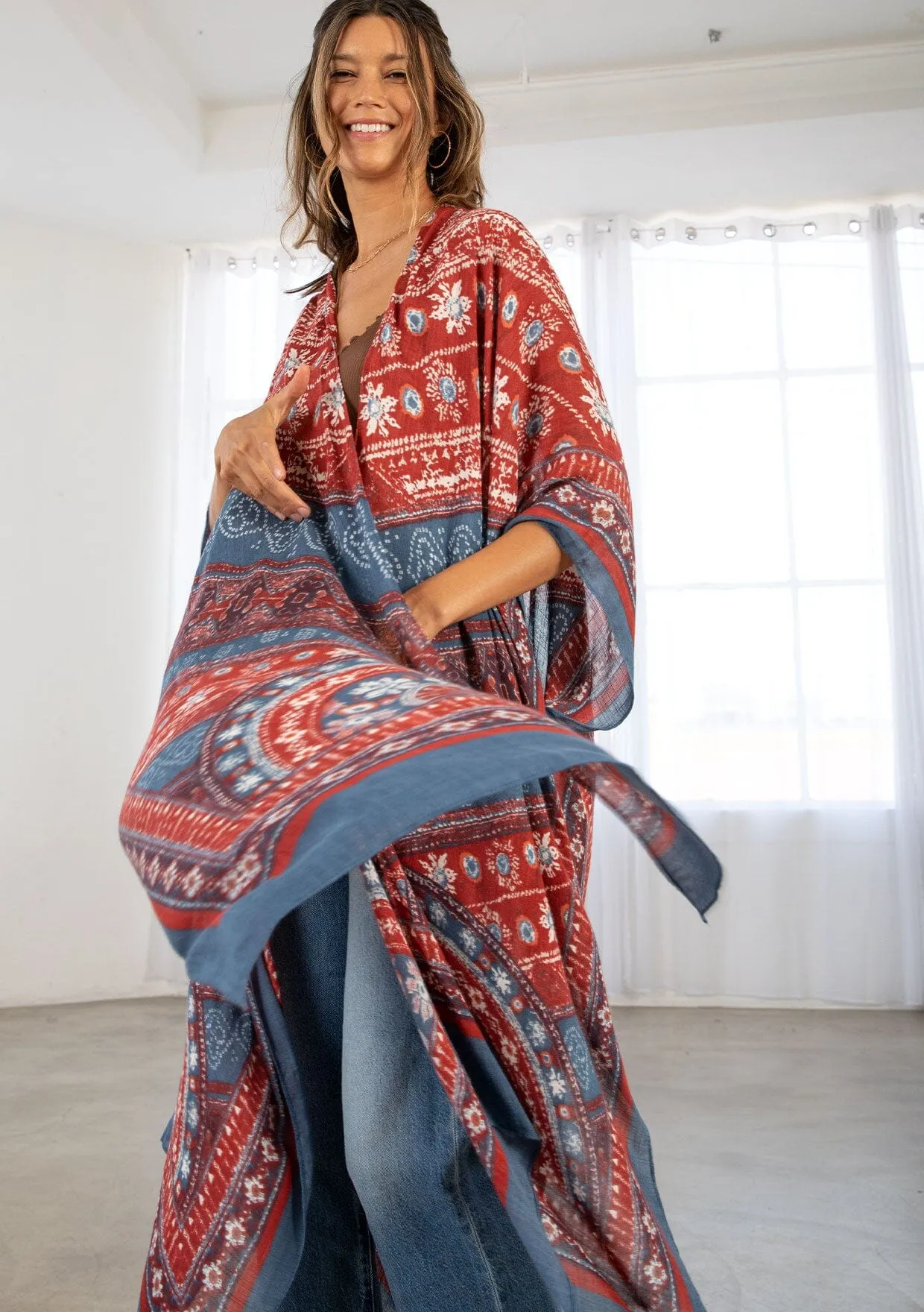 Beach Dreaming Kimono sold by lovestitch product image thumbnail 3