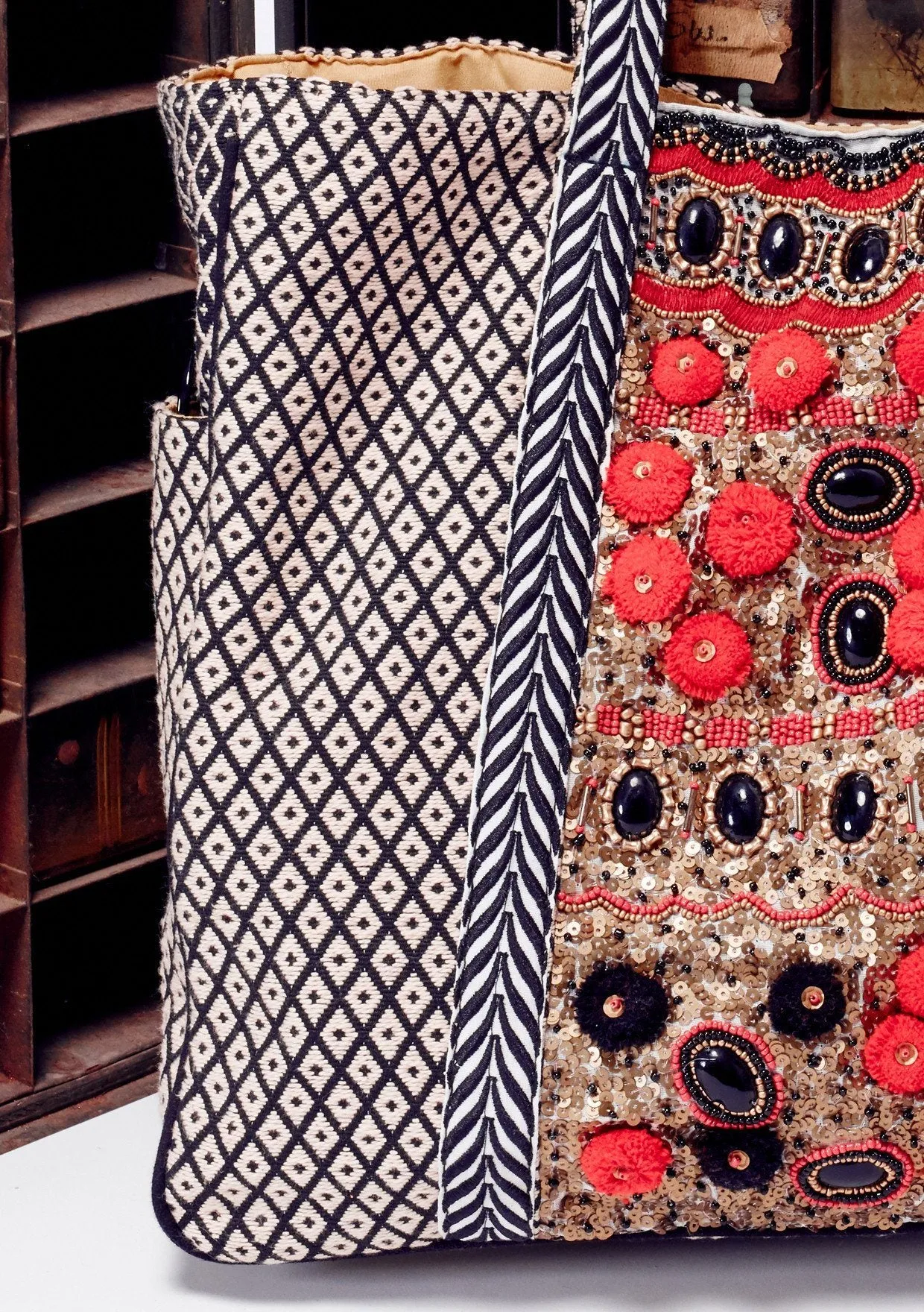 Bette Tote sold by lovestitch product image thumbnail 2