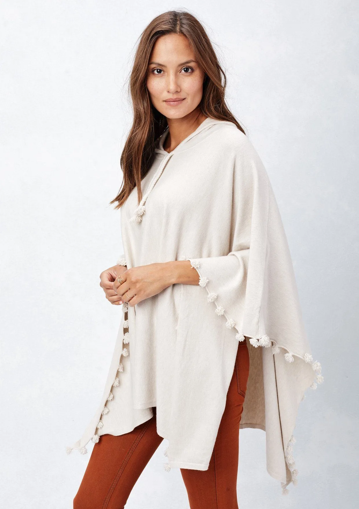 Perli Poncho sold by lovestitch product image thumbnail 2