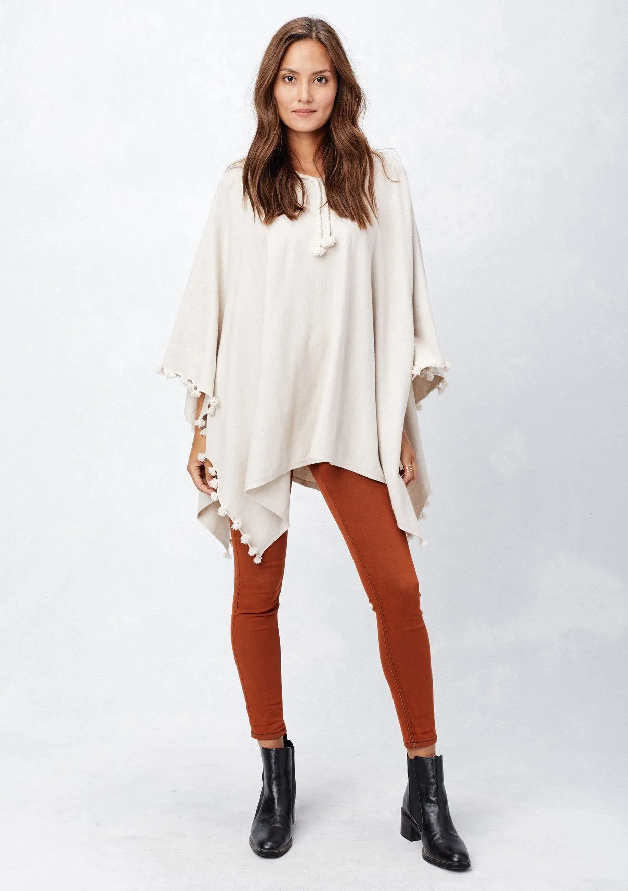 Perli Poncho sold by lovestitch product image thumbnail 4