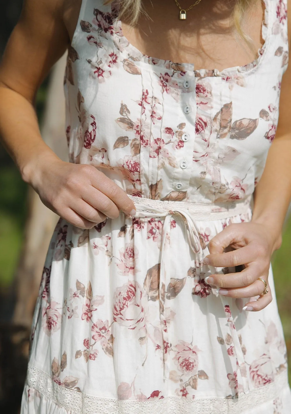 Evelyn Floral Midi Dress sold by lovestitch product image thumbnail 2